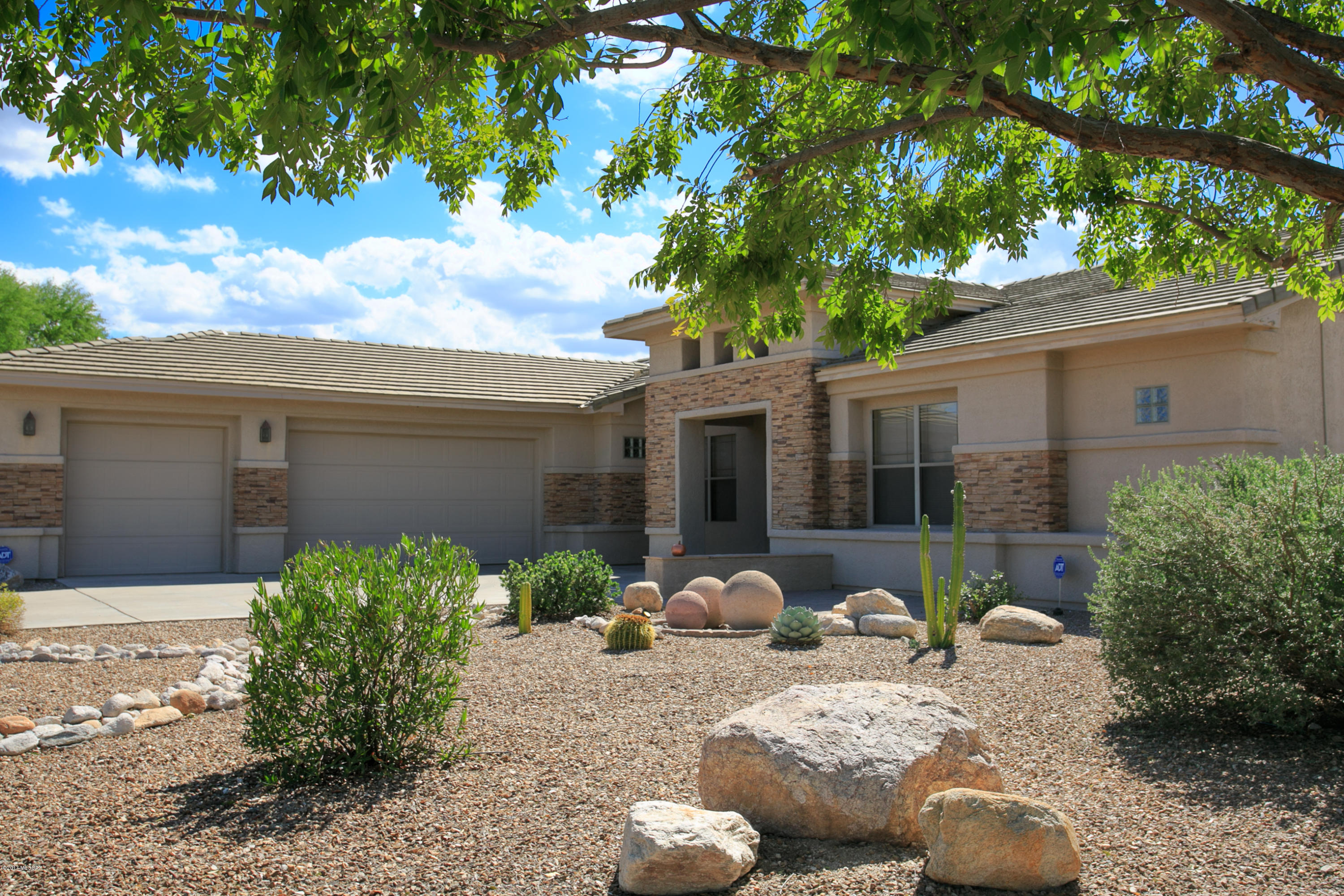 Monument Estates (1-35) - Residential