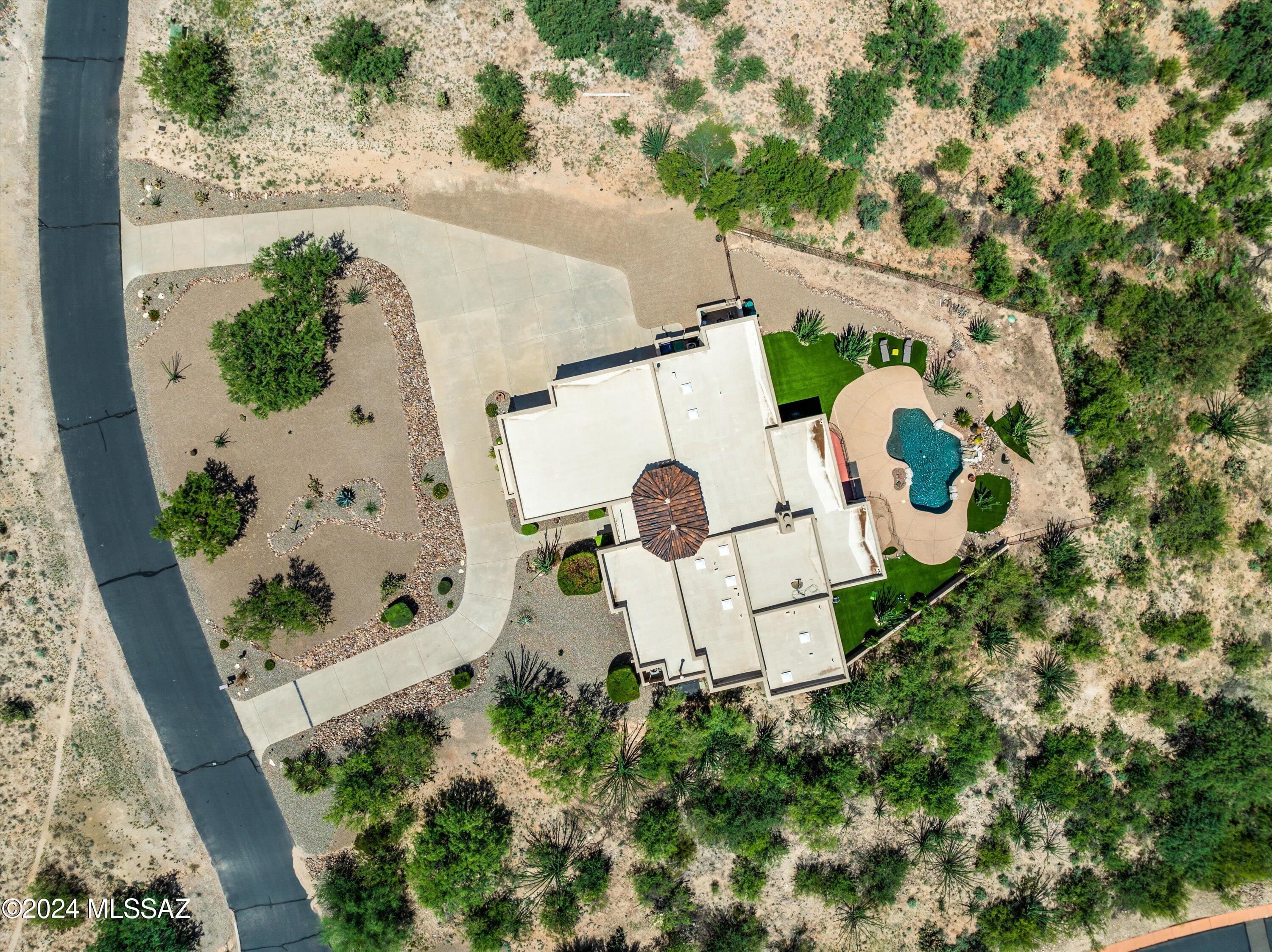 Coyote Creek (1-395) - Residential