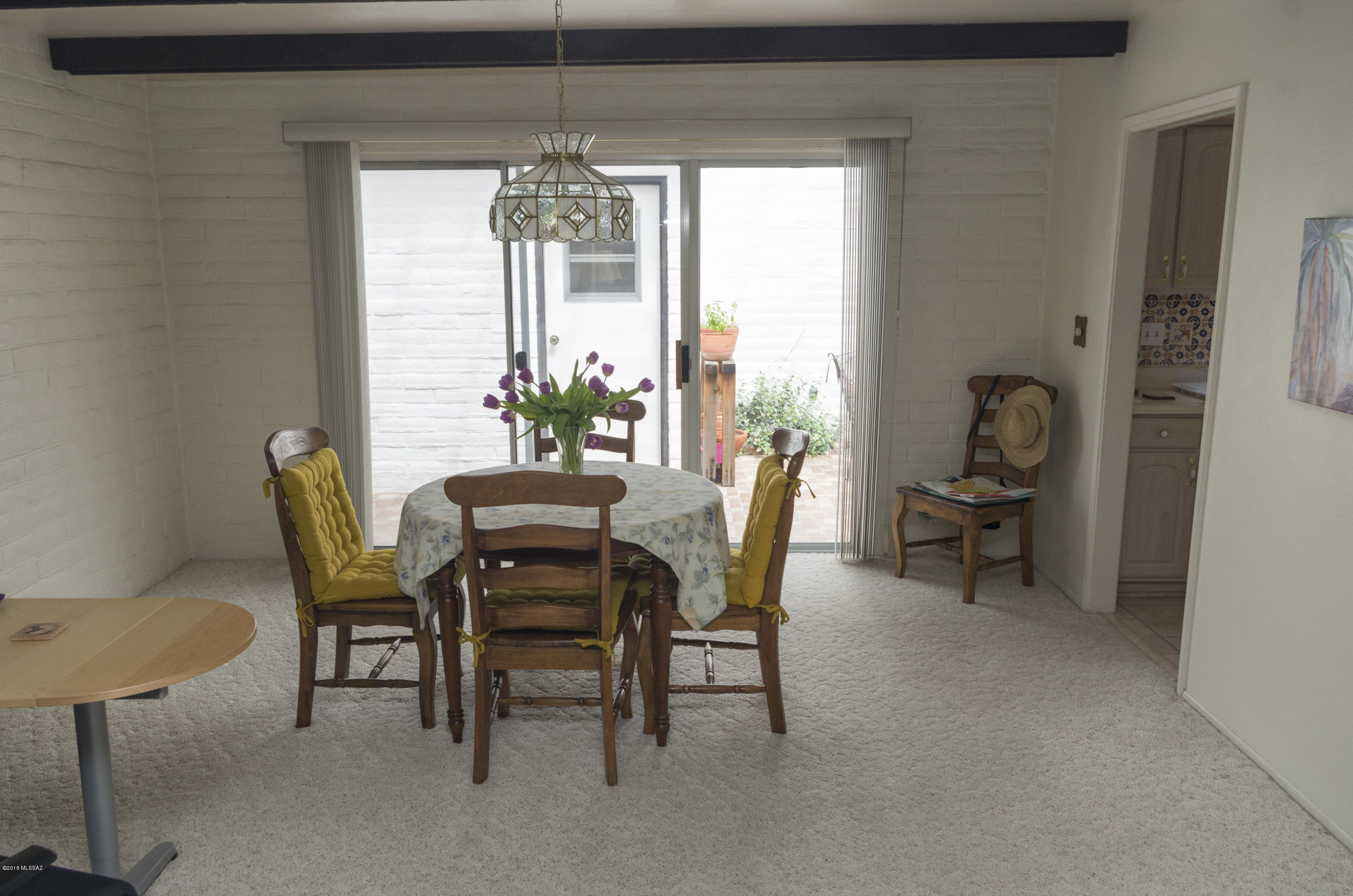 Las Lomitas (1) - Residential