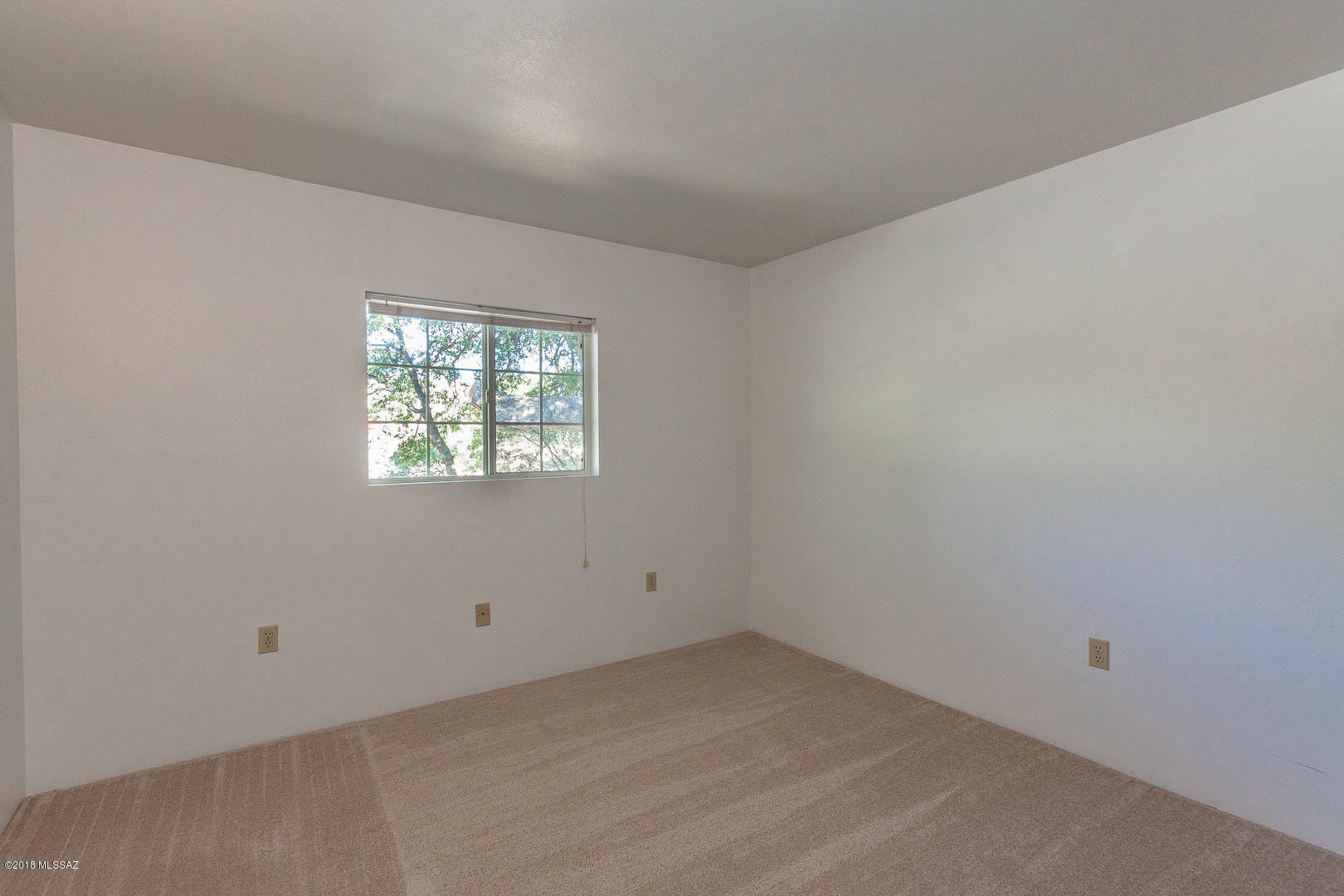 Los Robles Estates - Residential