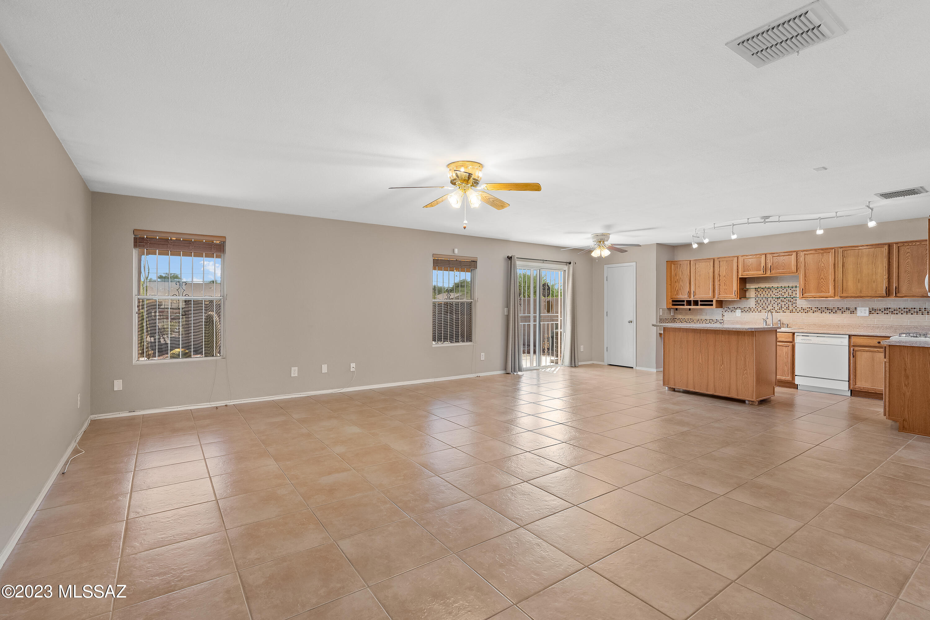 Tierra Vista Phase I (99-285,299-309,372-383) - Residential