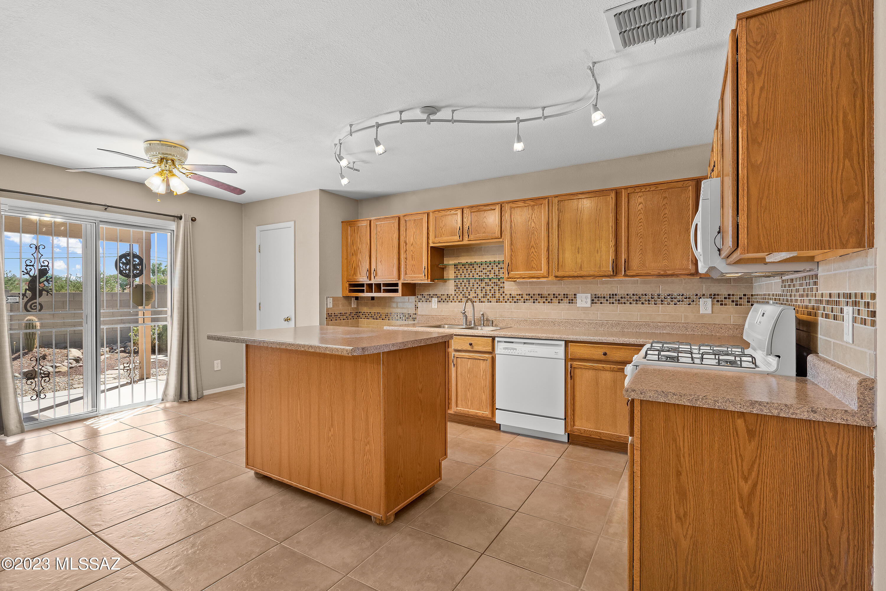 Tierra Vista Phase I (99-285,299-309,372-383) - Residential