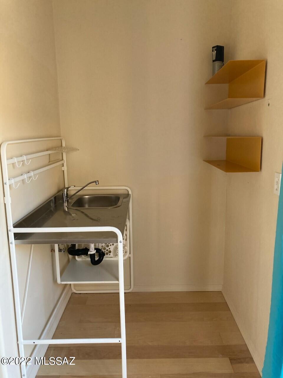 Unsubdivided - Residential Lease