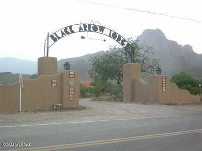 Tranquility & Serenity... Beautiful Casita/Guesthouse Bordering Saguaro National Park offers quality, privacy, views, convenience with this easy living home at the base of Sombrero Peak! This Large Studio w/abundant windows & high ceilings is light & airy!  Small kitchenette, microwave and electric hot plate, small refrigerator, Built -in Closet wardrobe cabinet. Private Deck and small enclosed yard. Shared laundry in garage. Main house has a pool, not included in this rental. Utilities $100/month additional. Can be furnished or unfurnished!   Nature is your neighbor Minutes from shopping! These rarely come available, so CALL TODAY!!