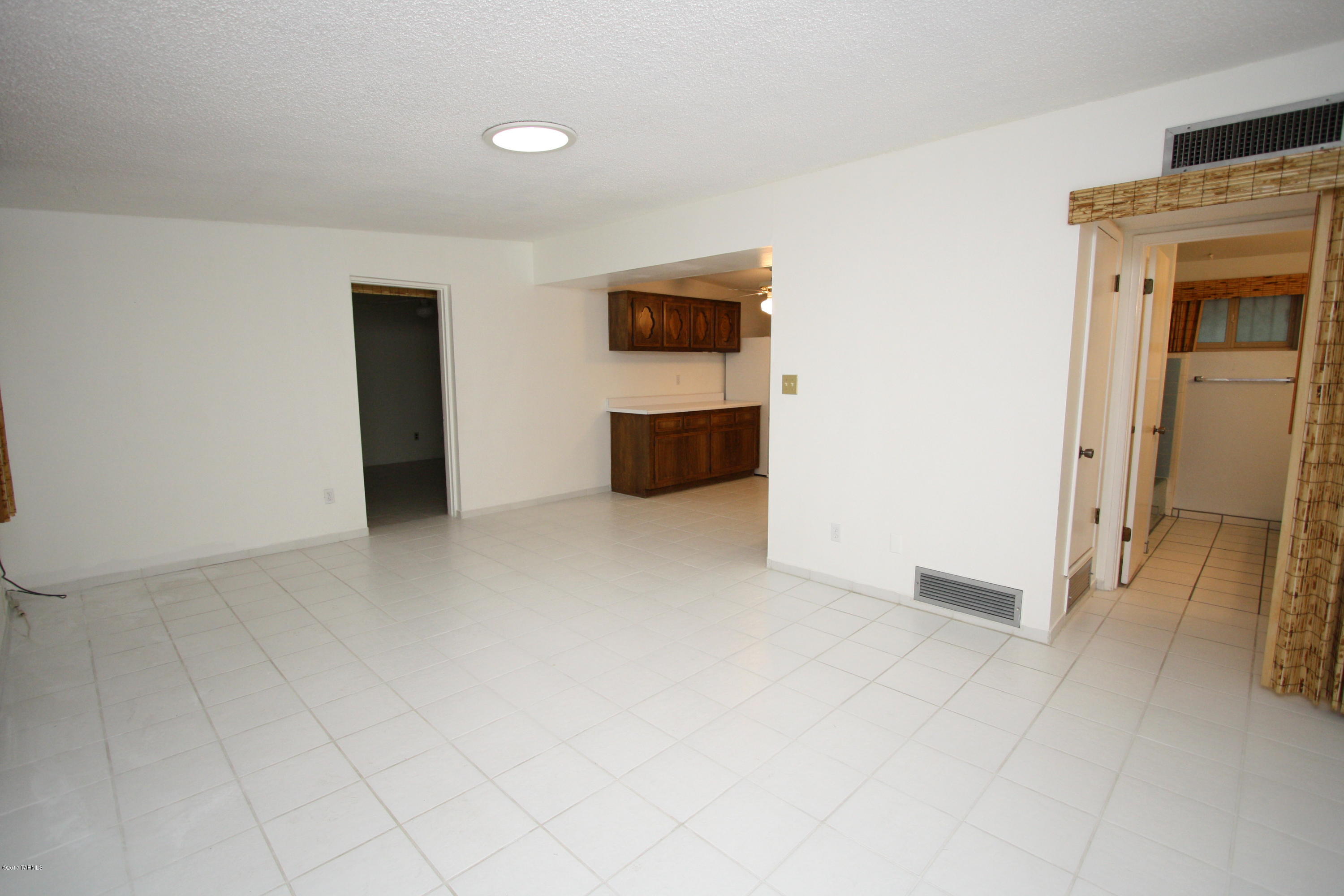 Granada Park - Residential Lease