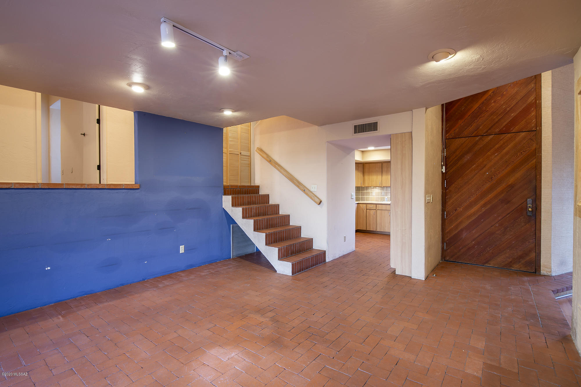 Santa Catalina Estates NO. 4 (1-180) - Residential