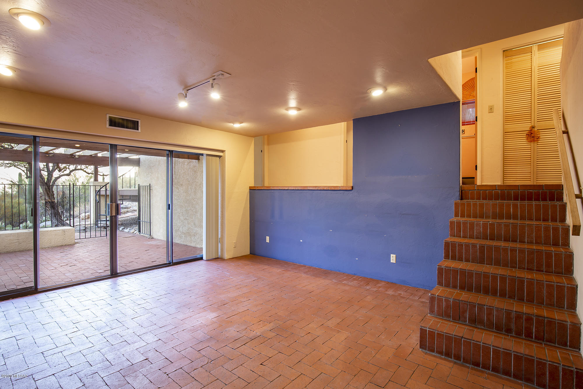 Santa Catalina Estates NO. 4 (1-180) - Residential