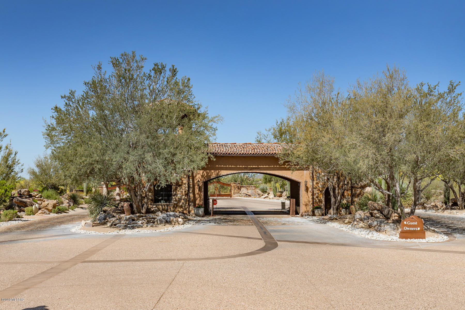 Stone Canyon II - Land