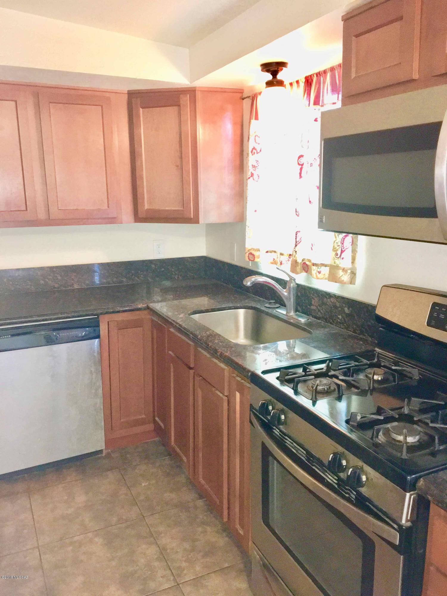 Bronx Park Addition - Residential
