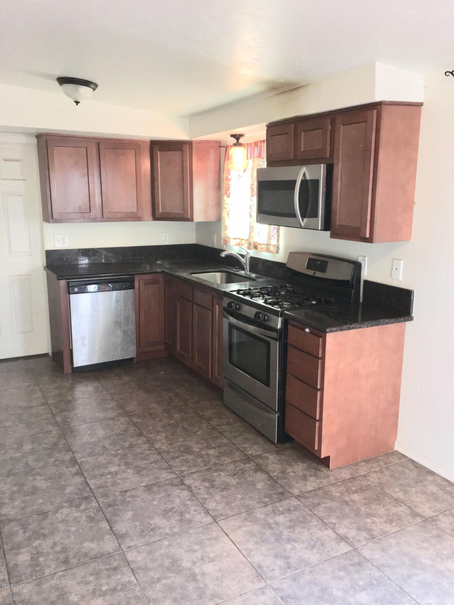 Bronx Park Addition - Residential