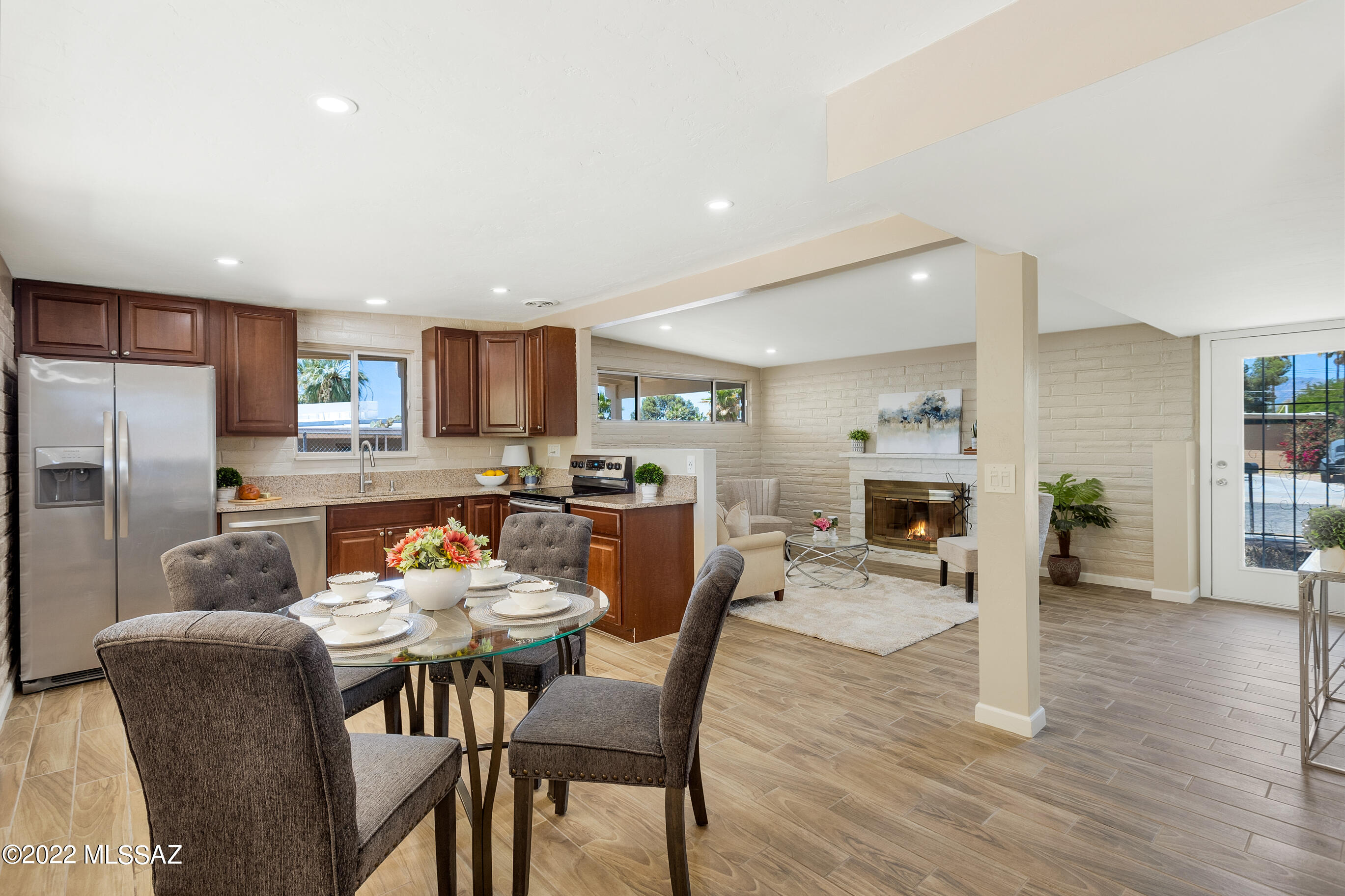 Sherwood Village Terrace (231-546) - Residential