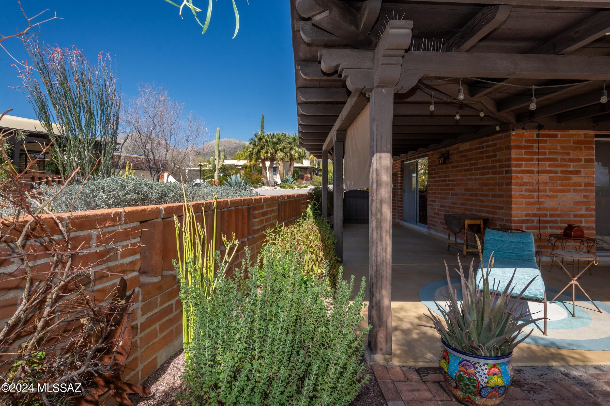 Catalina Pueblo NO. 2 (35-88) - Residential