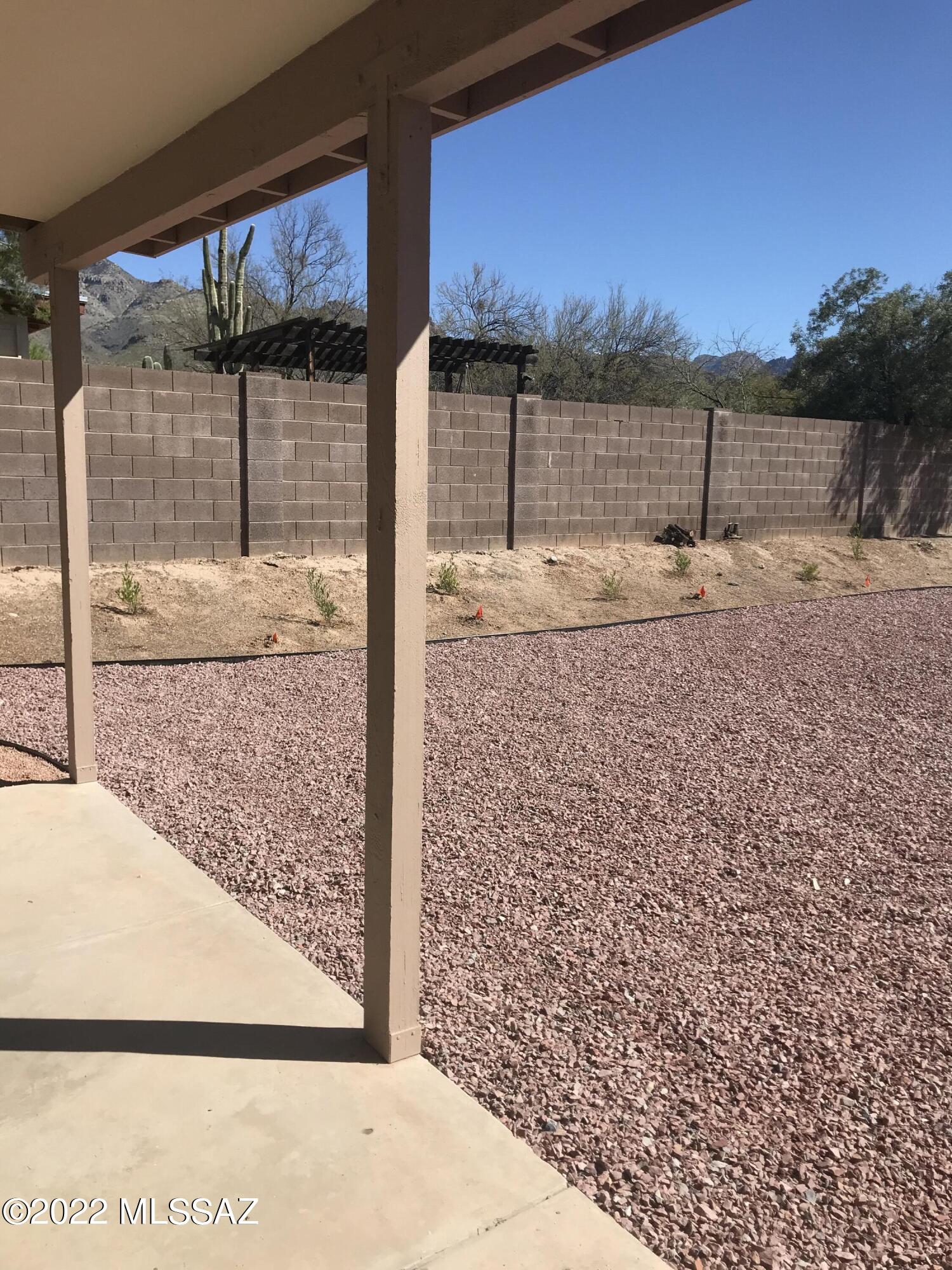Ventana Shadows (1-80) - Residential Lease