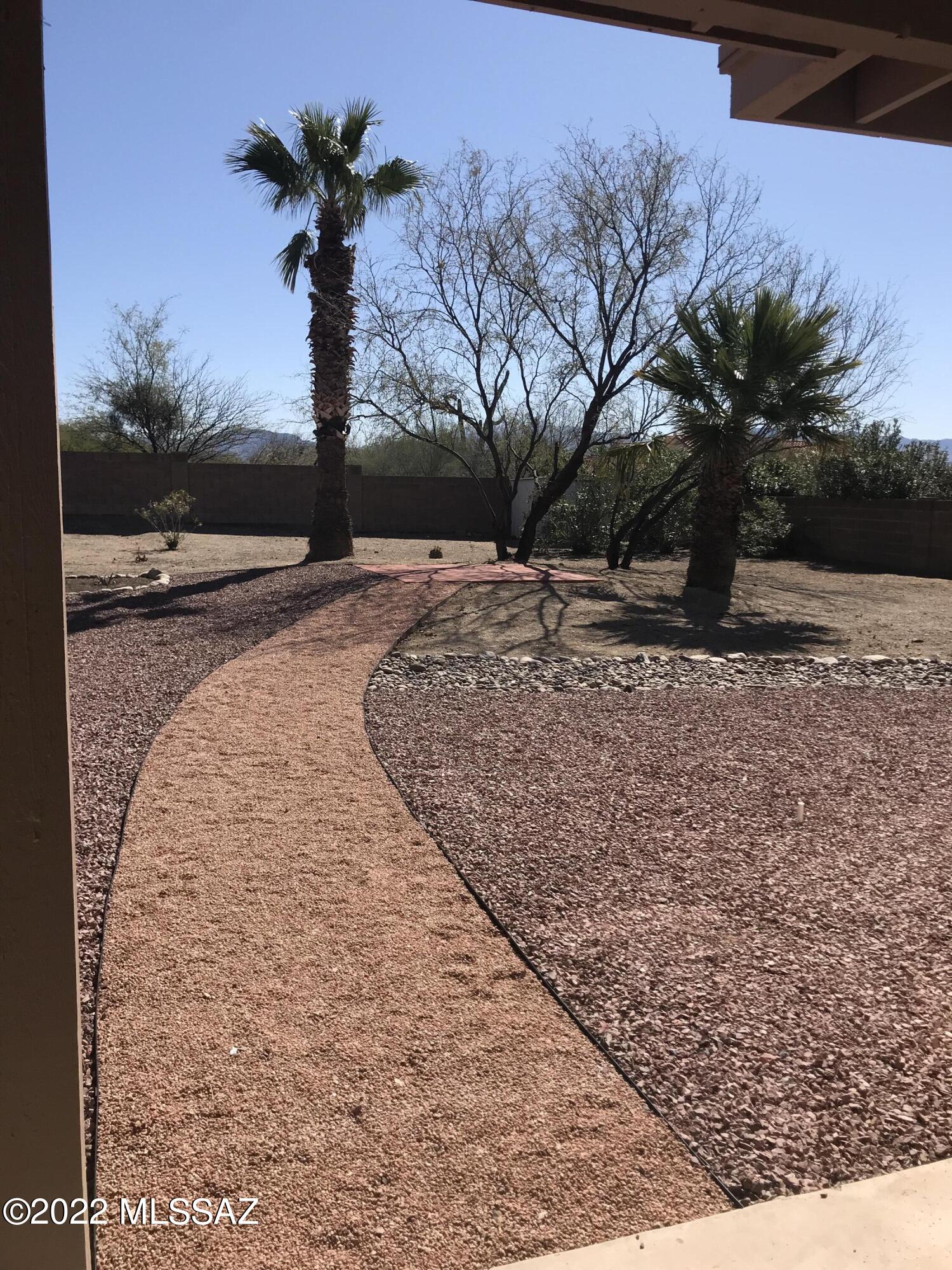 Ventana Shadows (1-80) - Residential Lease