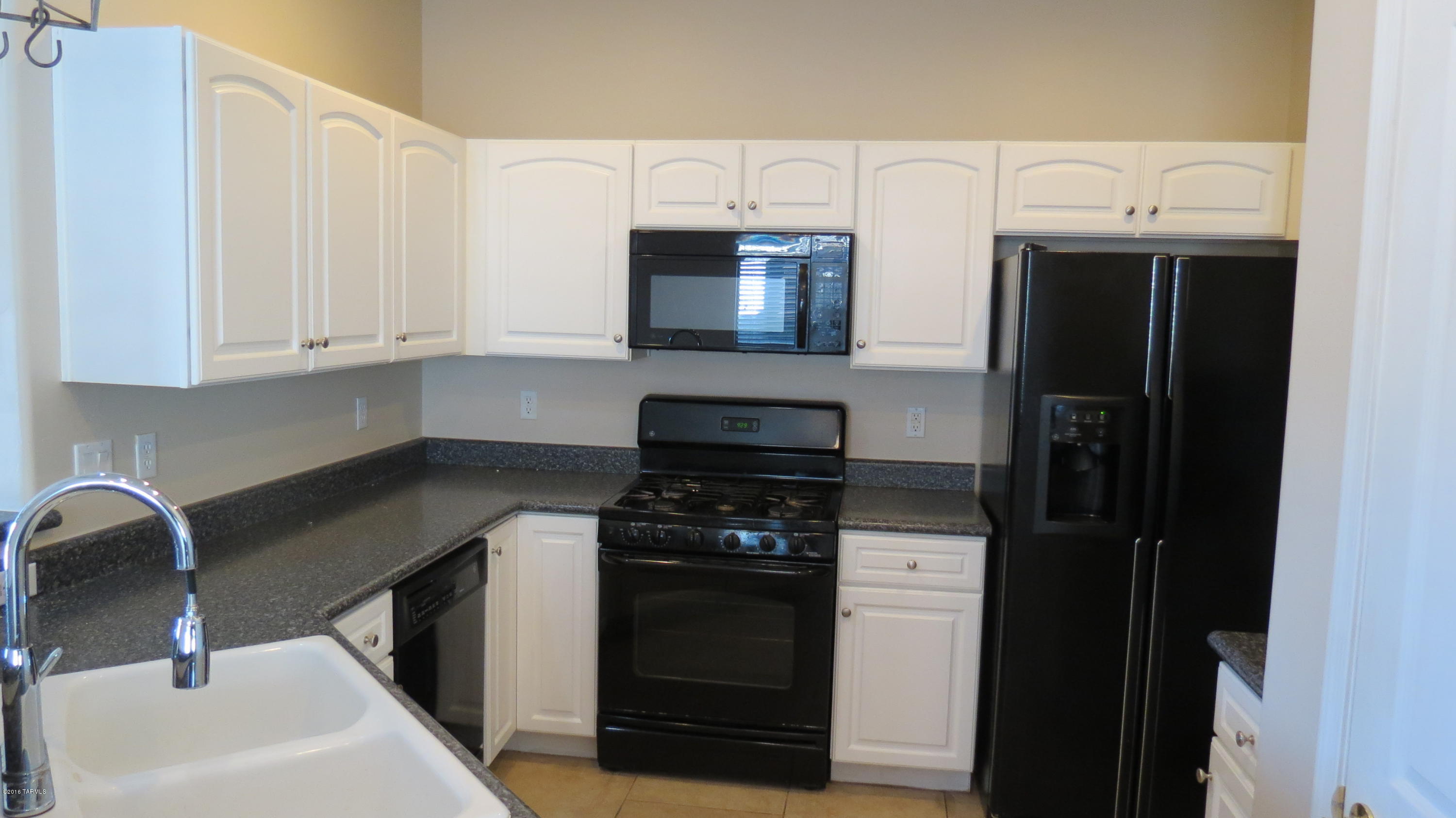 Continental Reserve Blk. 7 & 8 (1-82) - Residential Lease
