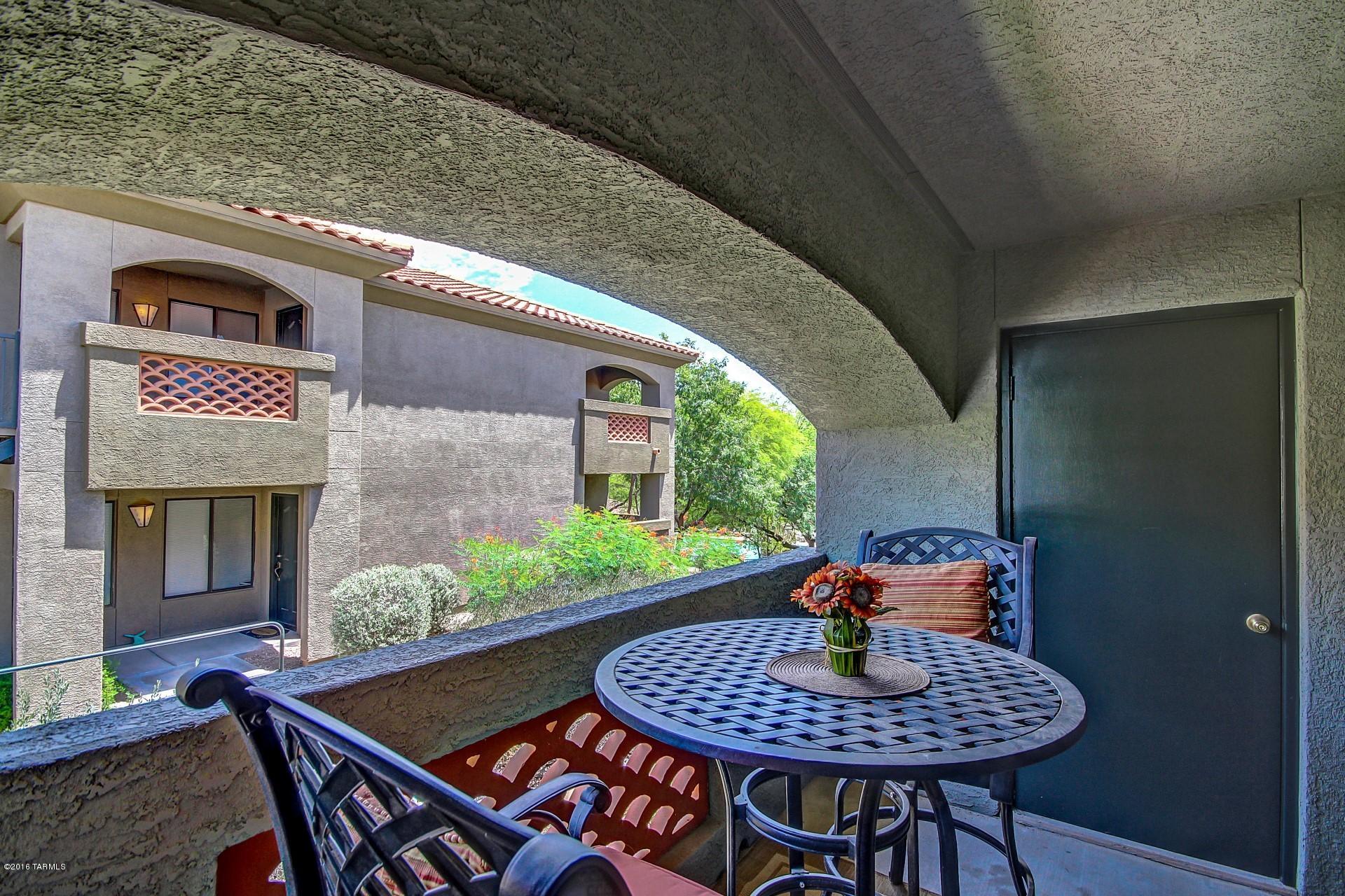 Veranda at Ventana Condominiums - Residential