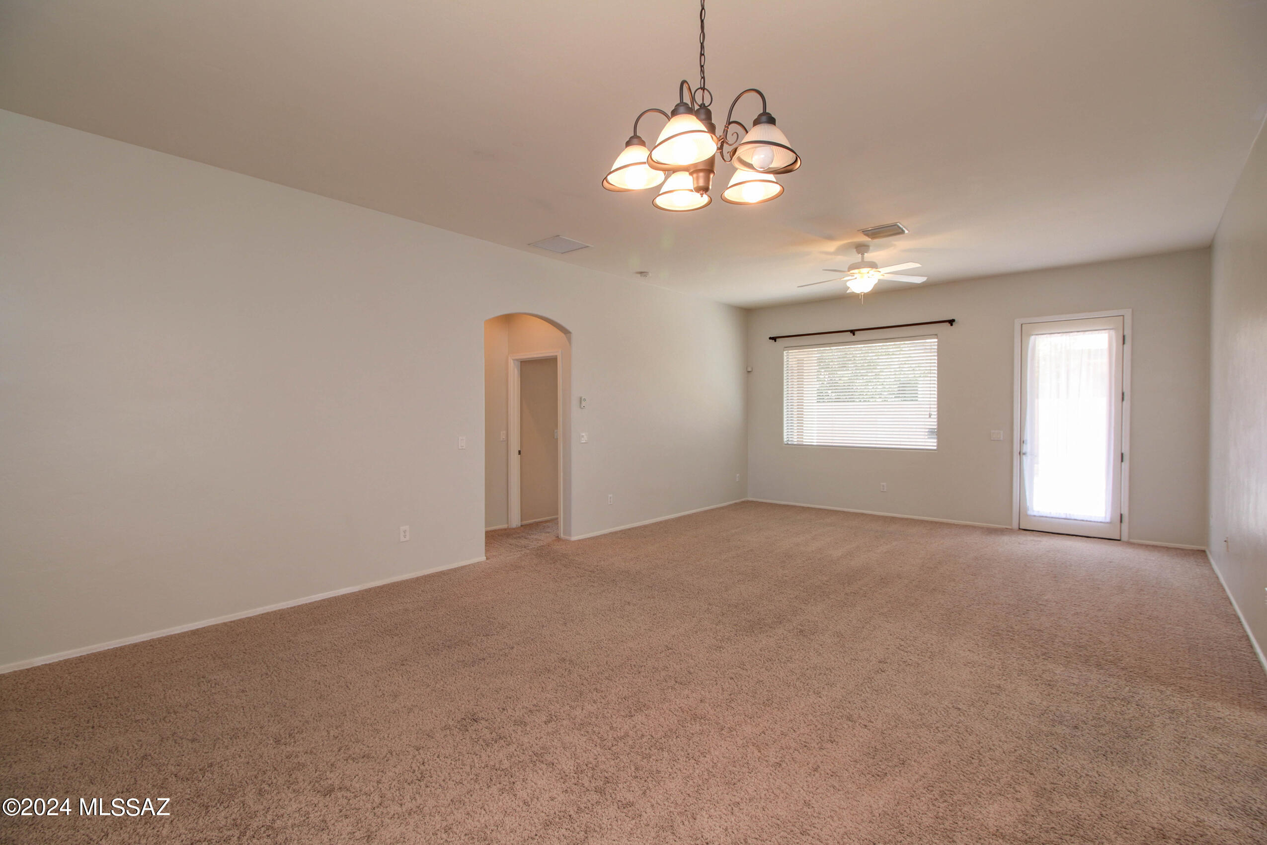 Valencia Reserve South (1-315) - Residential Lease