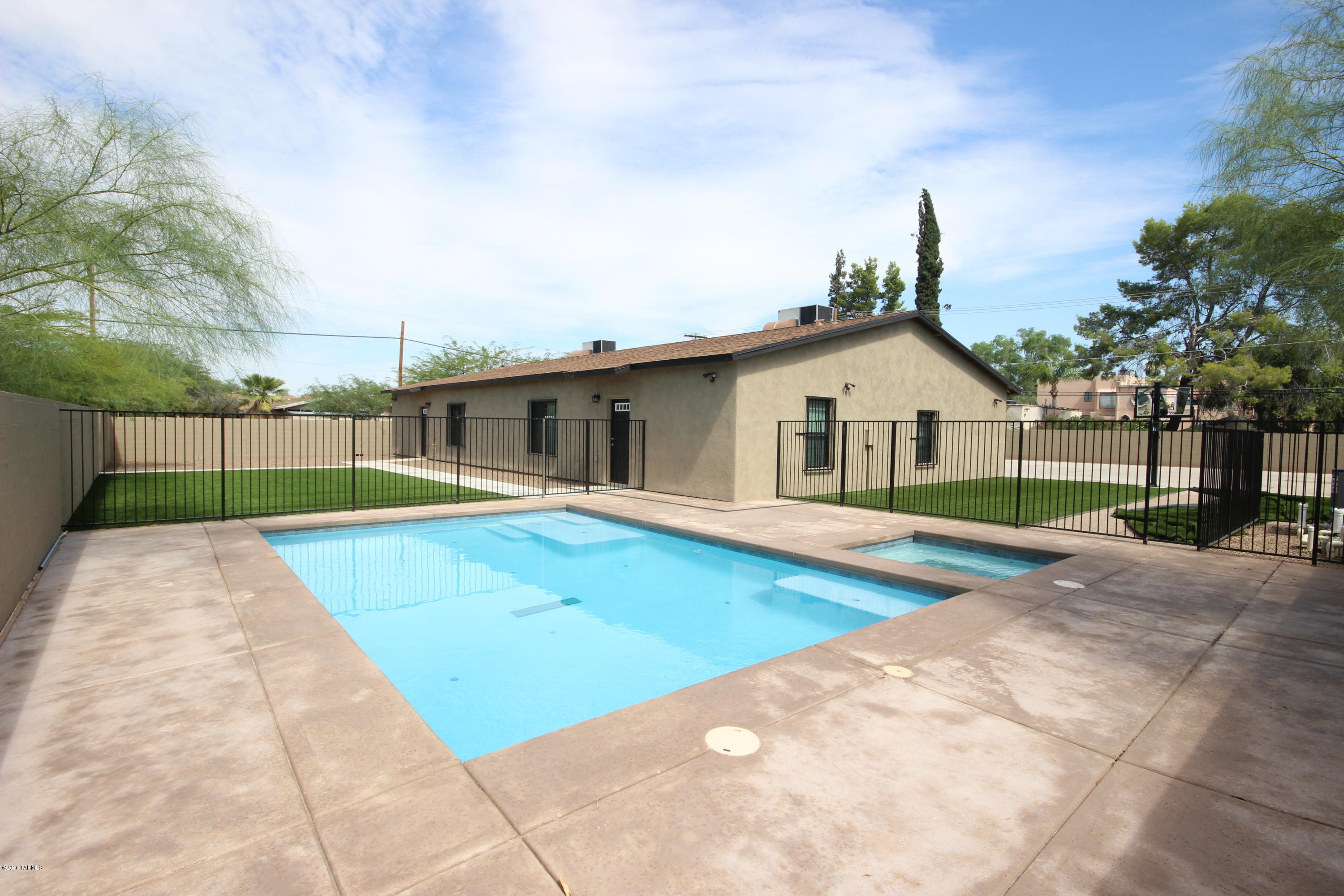 Sunnyside - Residential Income
