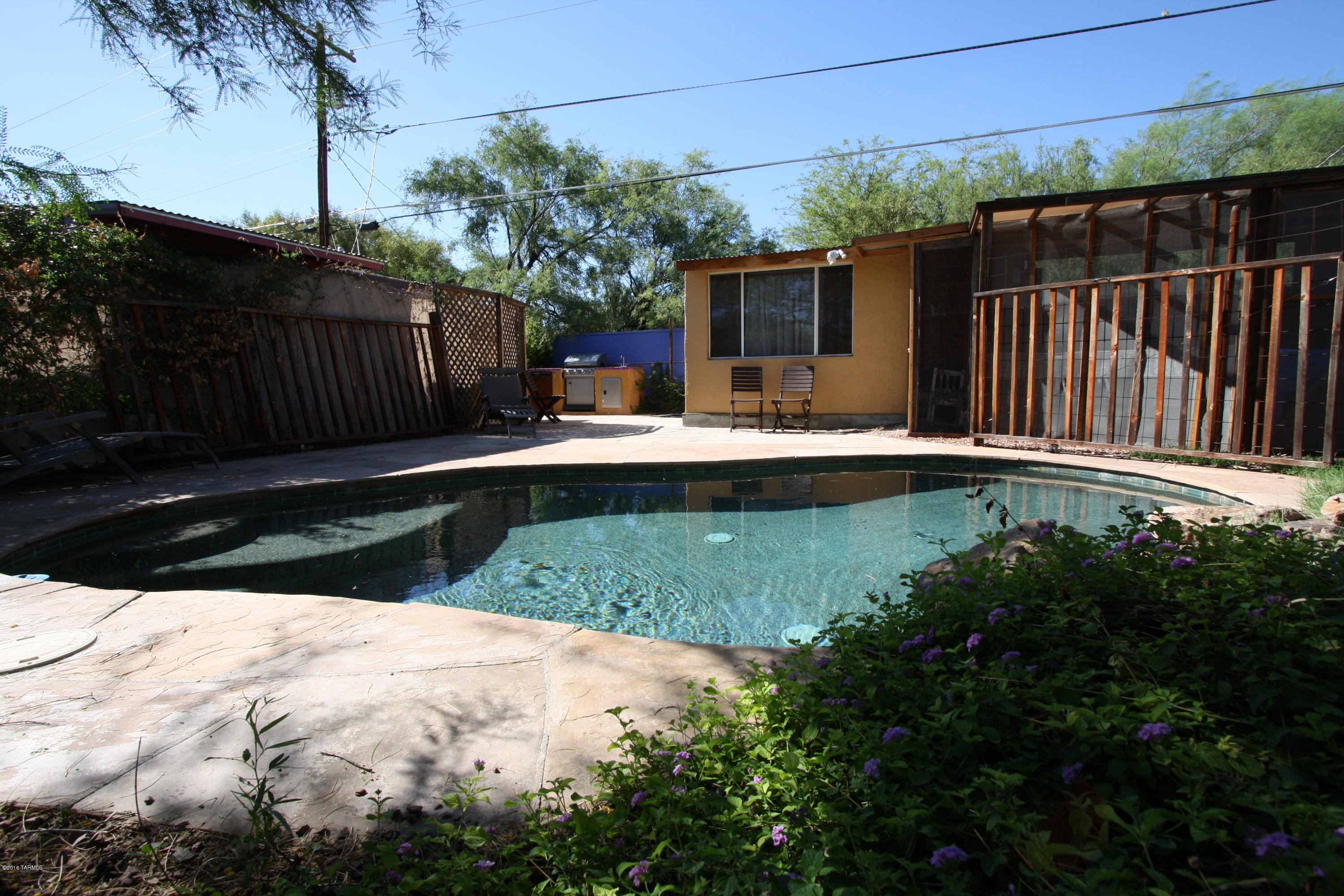 Sam Hughes Place at The Corner - Residential Lease