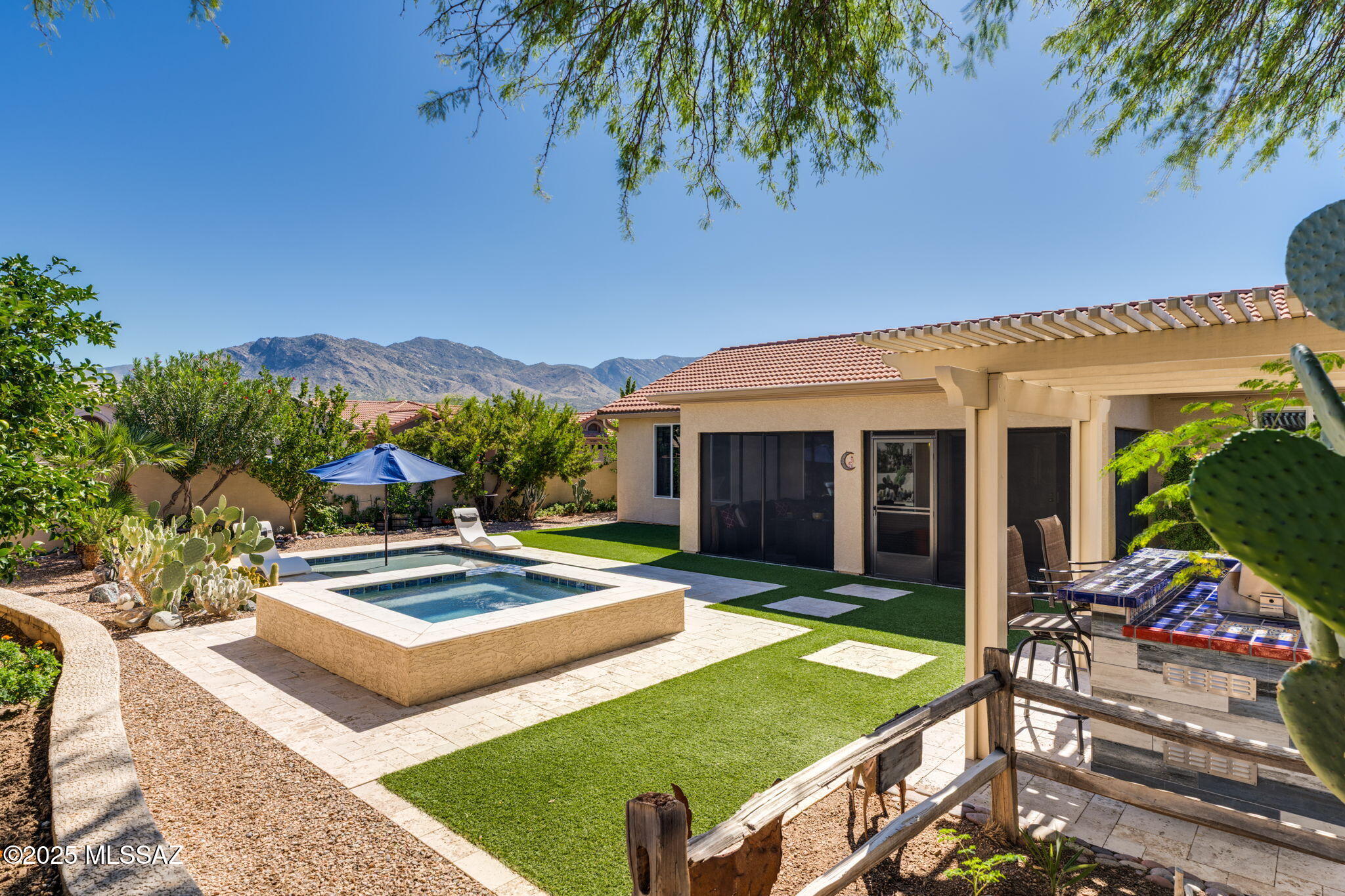 Saddlebrooke - Residential