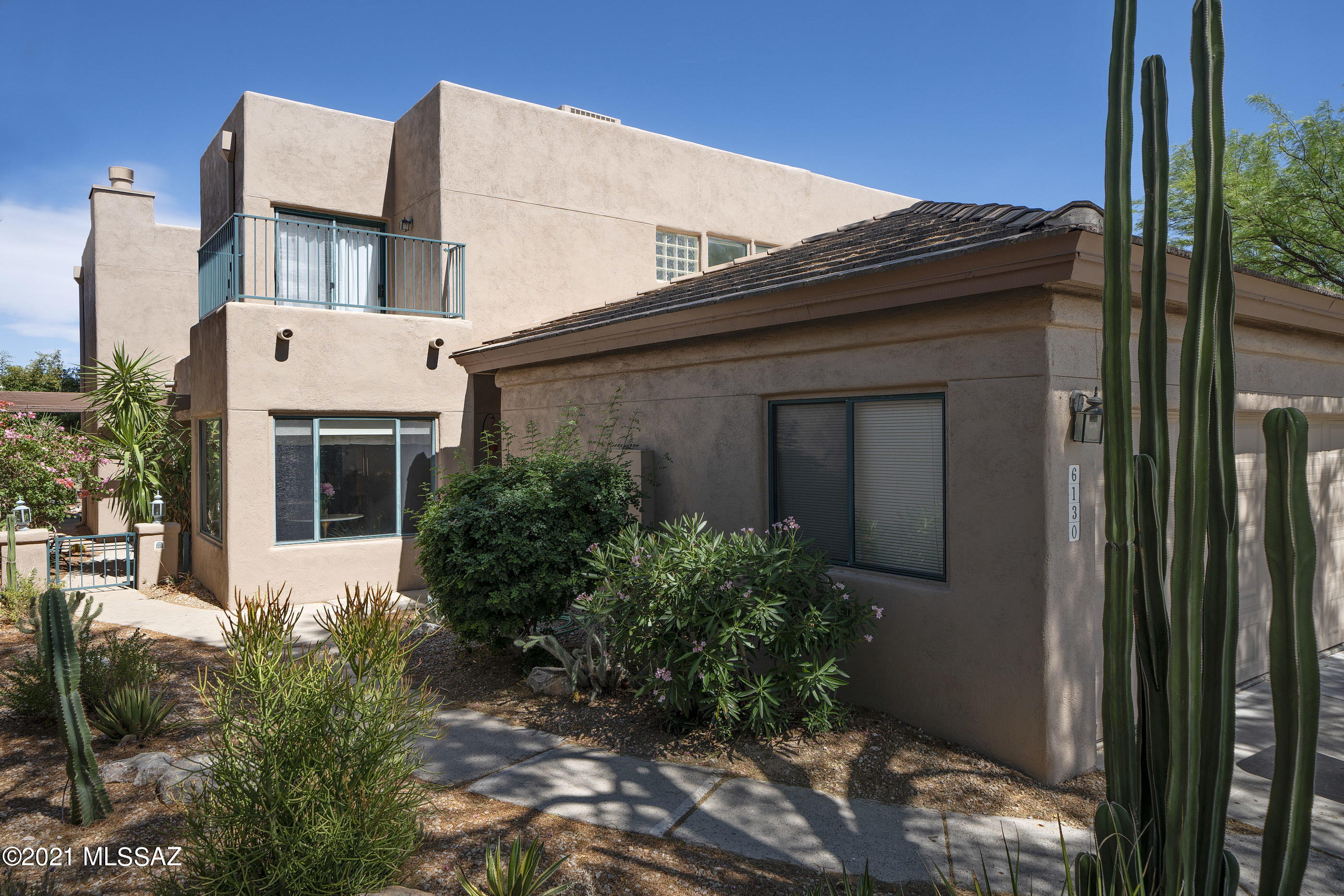 Deer Run At Ventana Canyon (1-23) - Residential