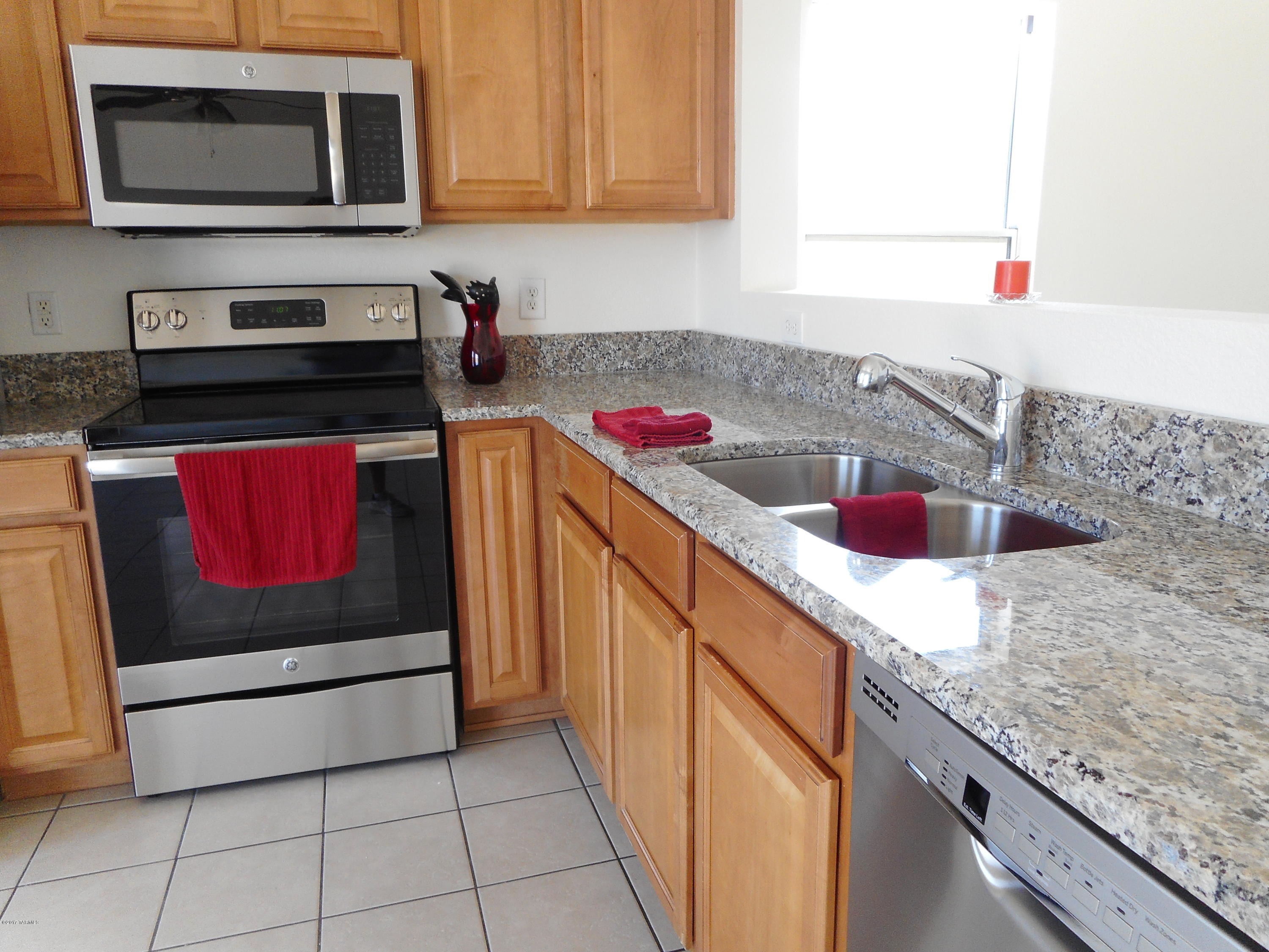 Arroyo Vista (1-166) - Residential
