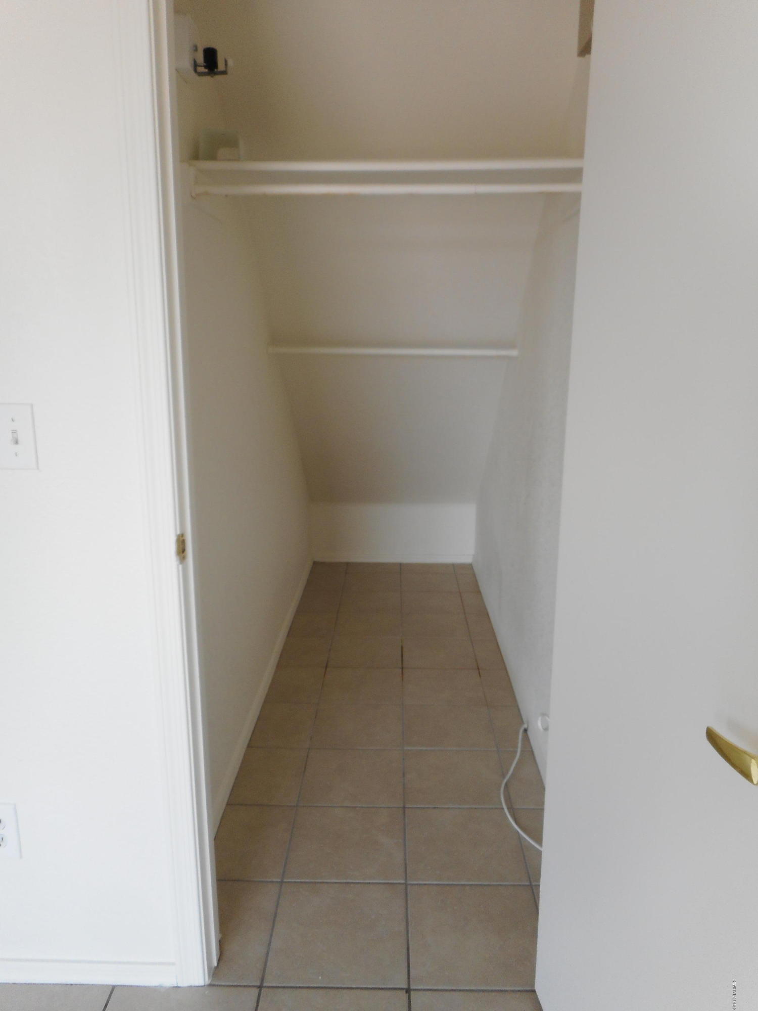Arroyo Vista (1-166) - Residential