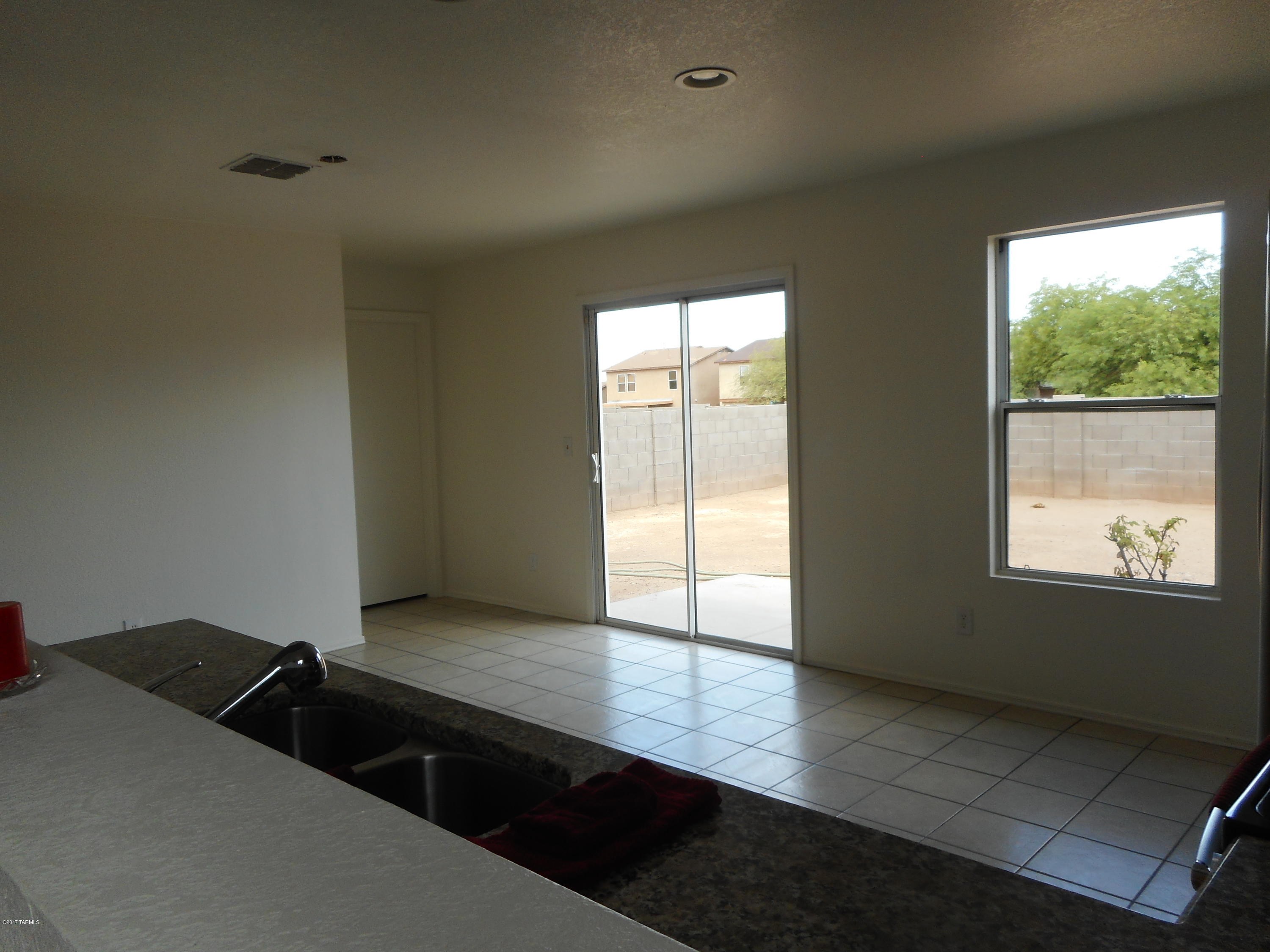 Arroyo Vista (1-166) - Residential