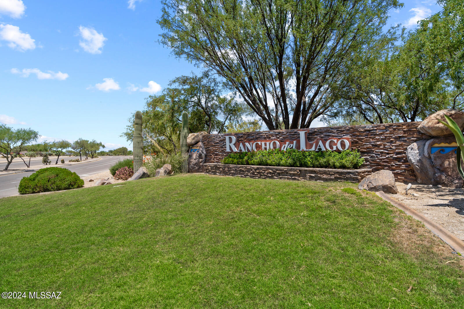 Rancho Del Lago (1-100) - Residential