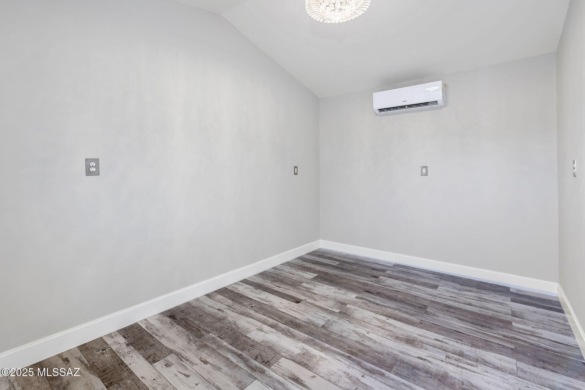Vista Del Rio (1-217) - Residential