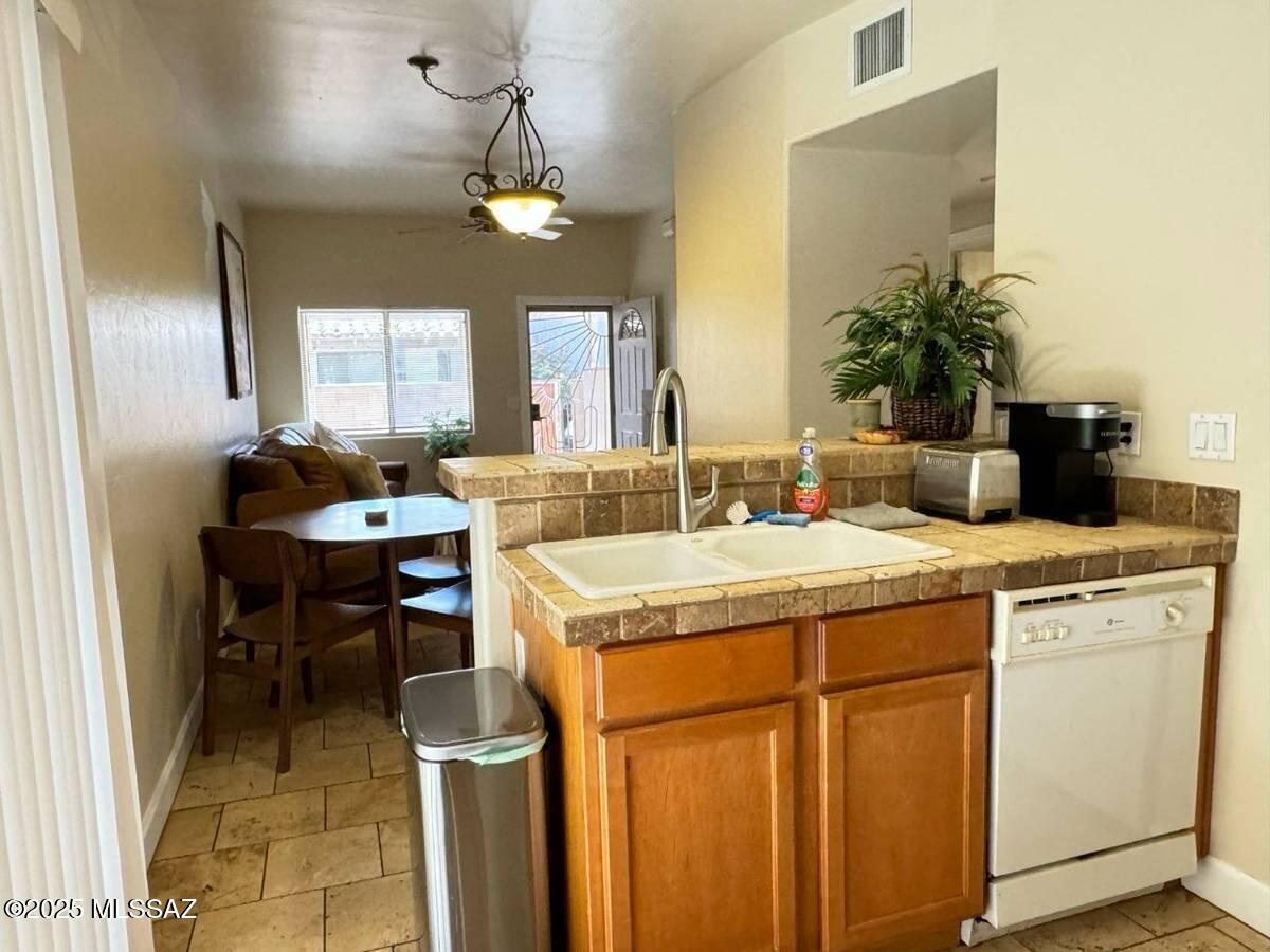 Speedway Place - Residential Lease