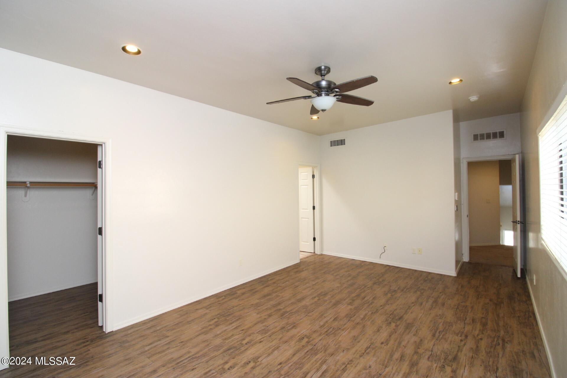 Dos Tiburones Townhouses (1-34) - Residential Lease
