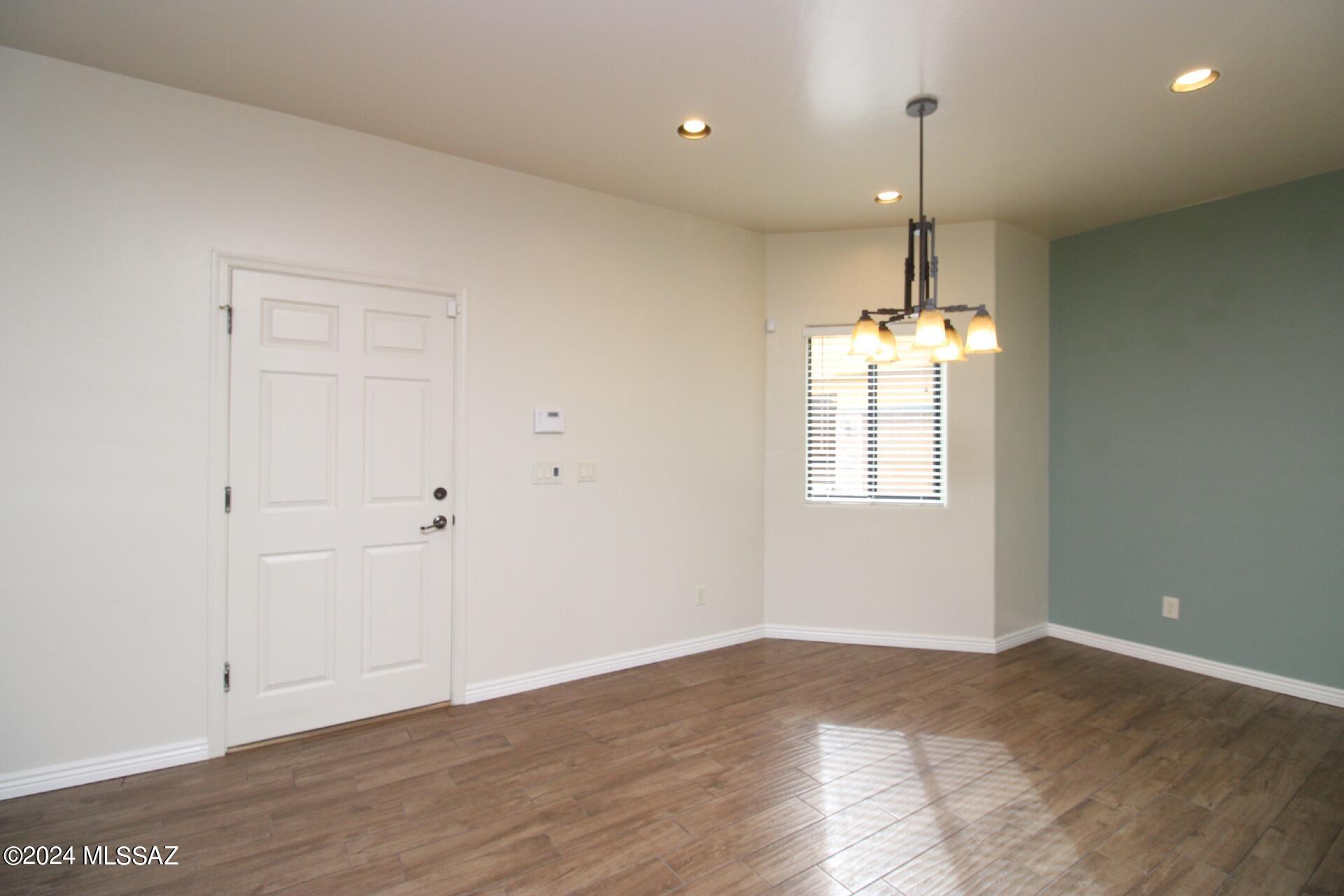 Dos Tiburones Townhouses (1-34) - Residential Lease