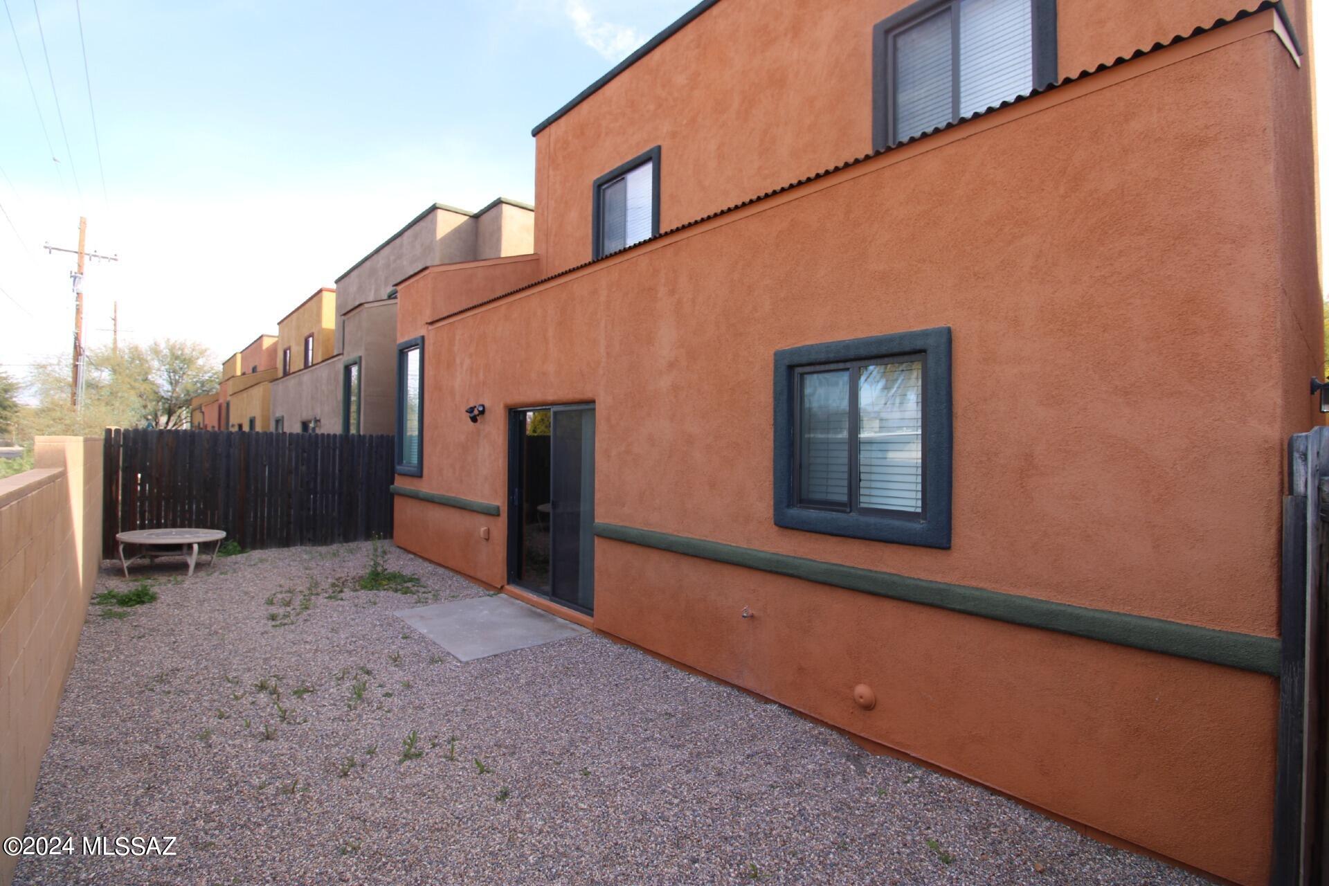 Dos Tiburones Townhouses (1-34) - Residential Lease
