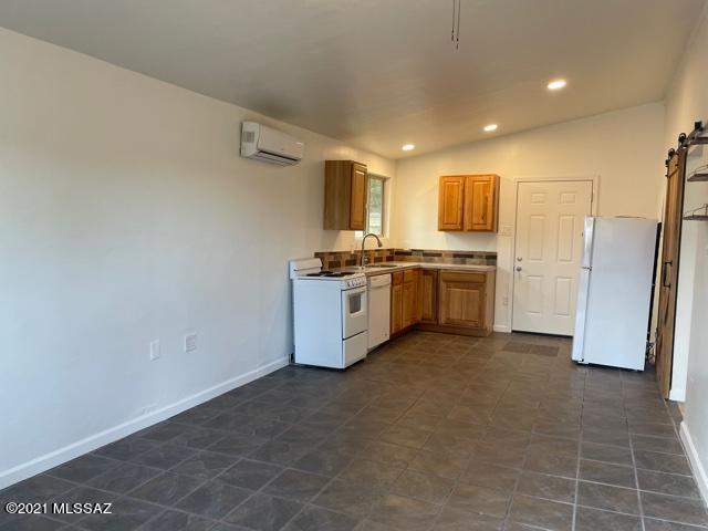 Jefferson Park - Residential Lease
