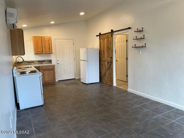 Jefferson Park - Residential Lease