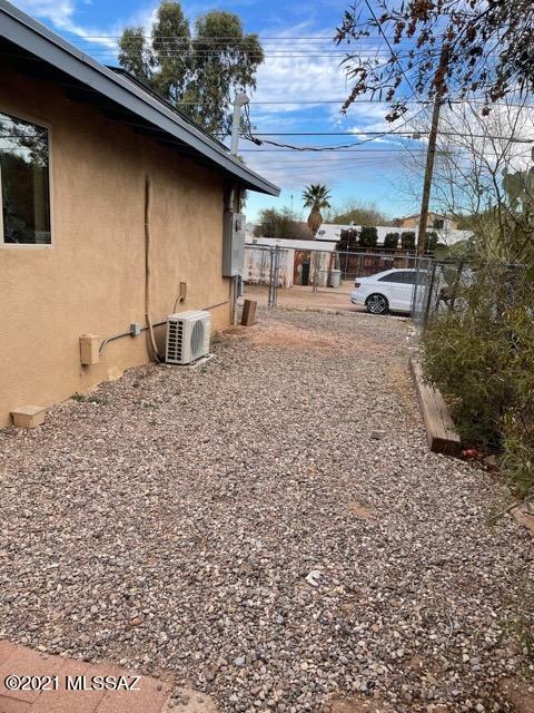Jefferson Park - Residential Lease
