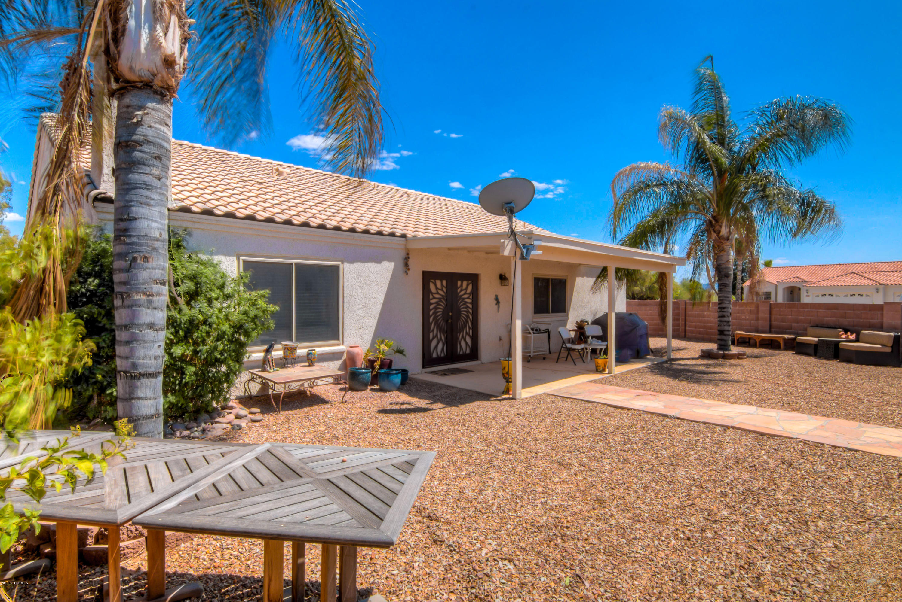 Las Lindas(1-76) - Residential