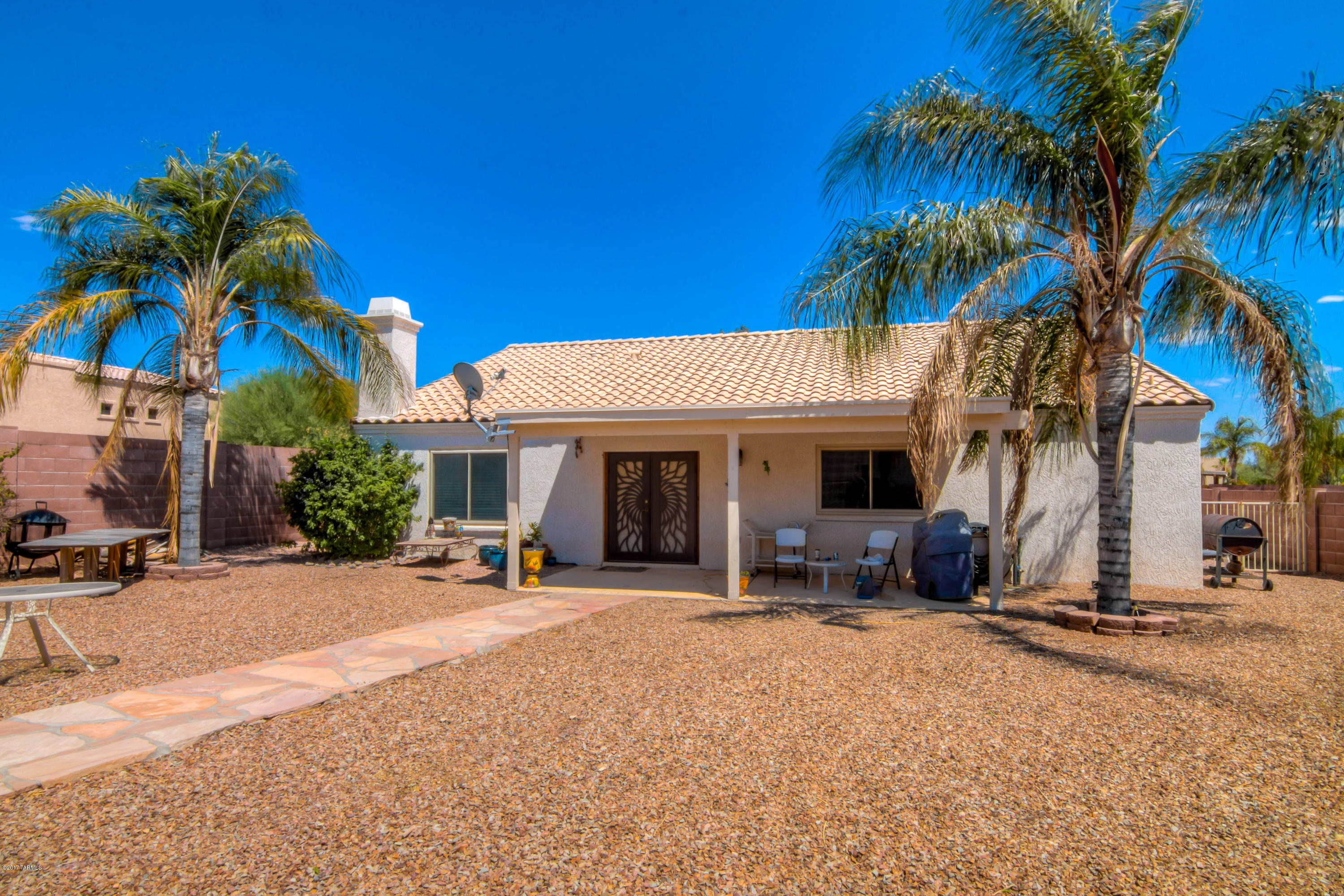 Las Lindas(1-76) - Residential
