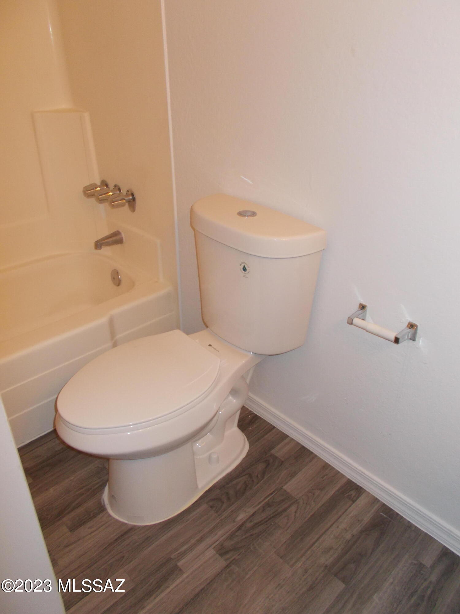 Langley Gardens Condominiums - Residential Lease