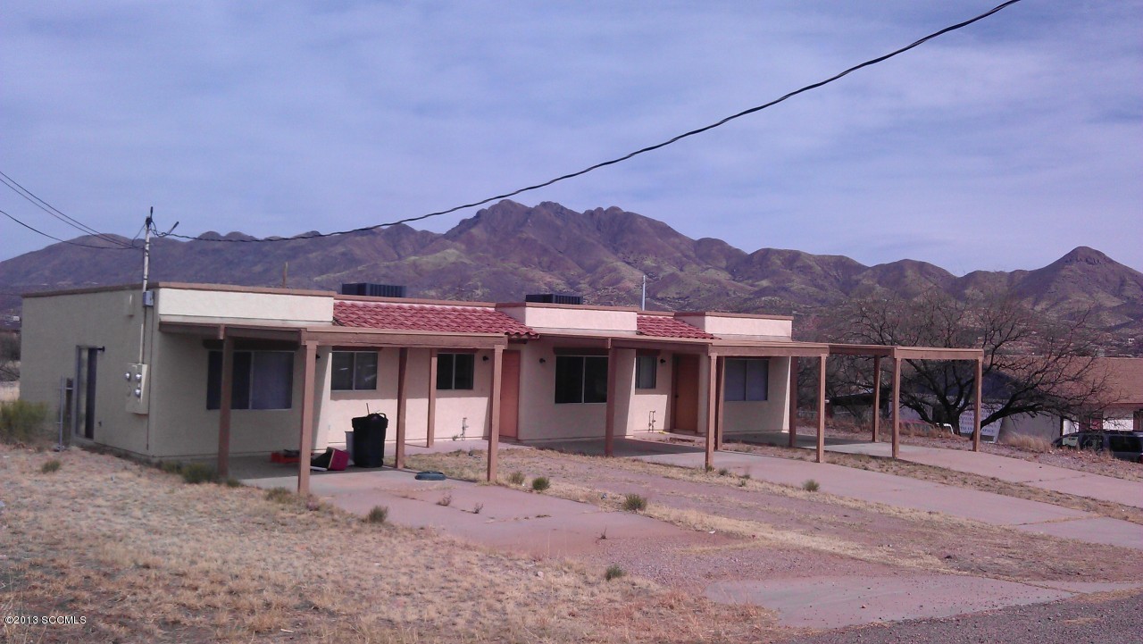 1bd,1ba triplex for sale ceramic tile throughout, washer & dryer hook ups.