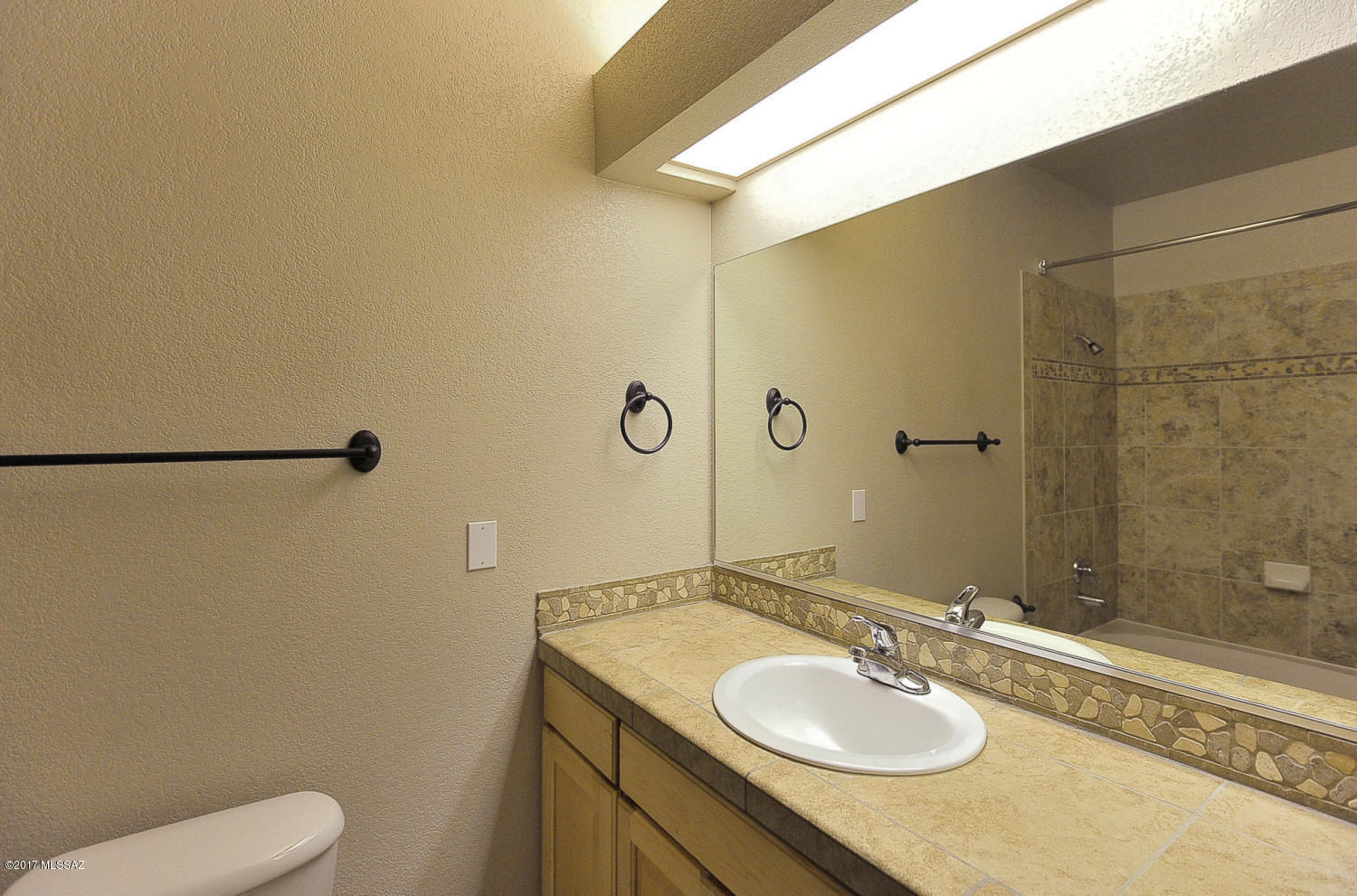 Pinnacle Canyon Condominium - Residential