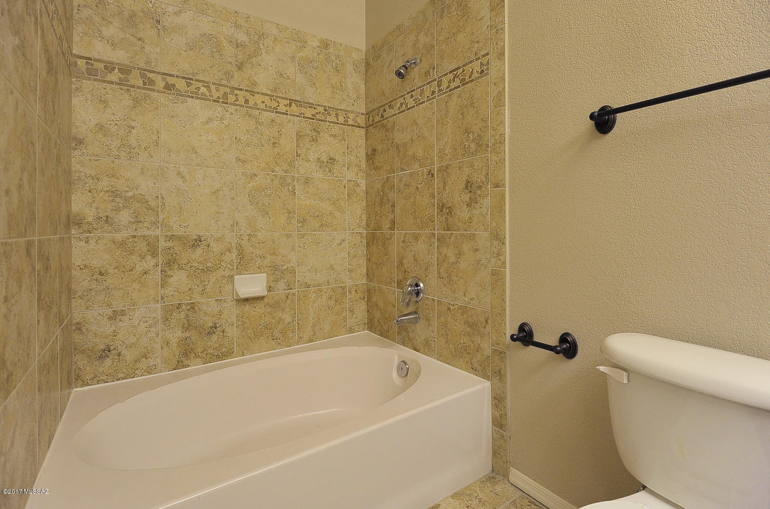 Pinnacle Canyon Condominium - Residential