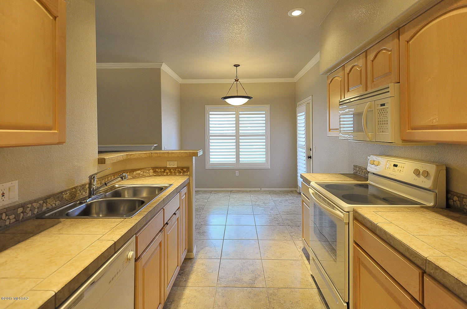 Pinnacle Canyon Condominium - Residential