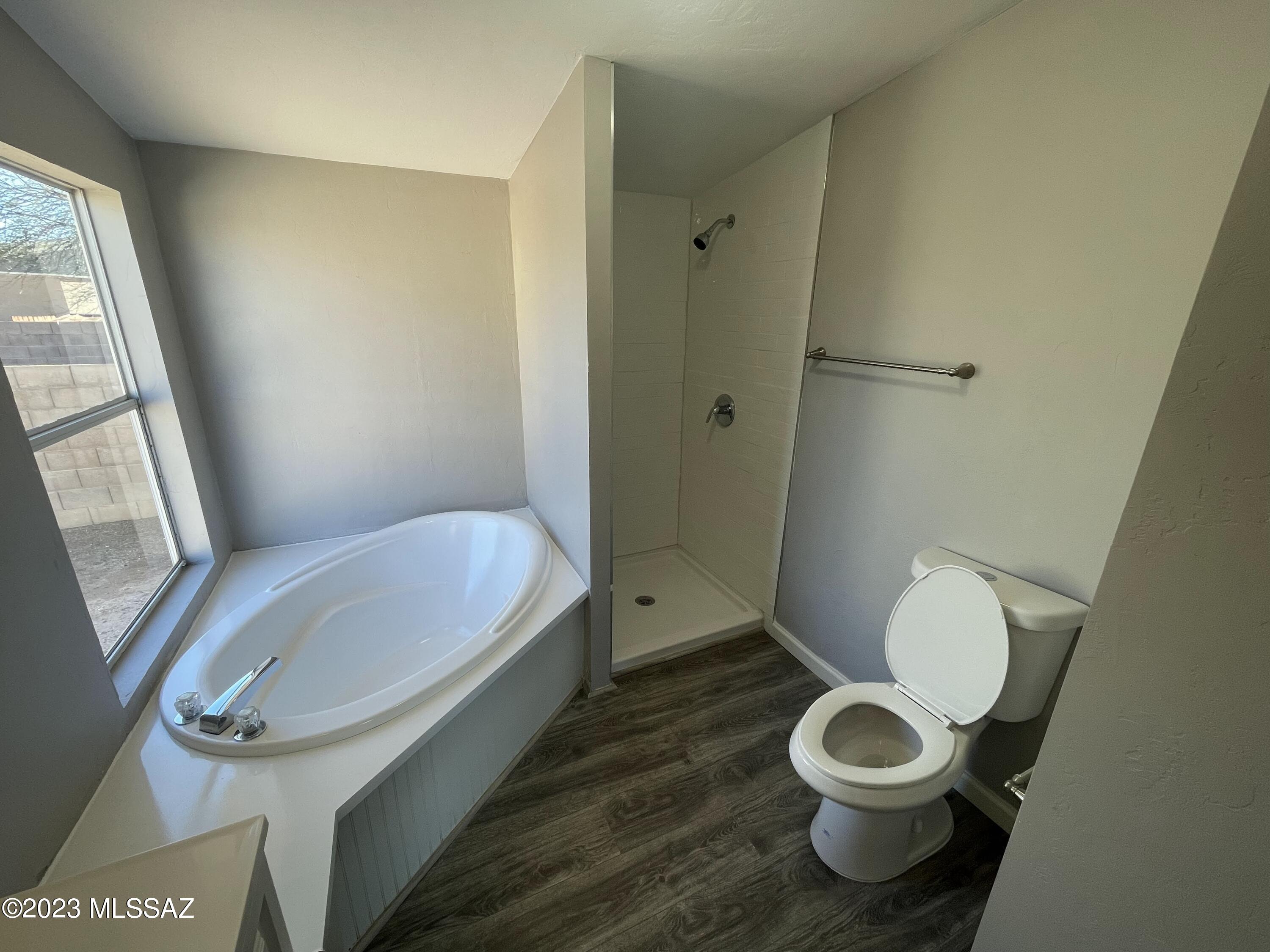 Country Club Terrace (1-108) - Residential