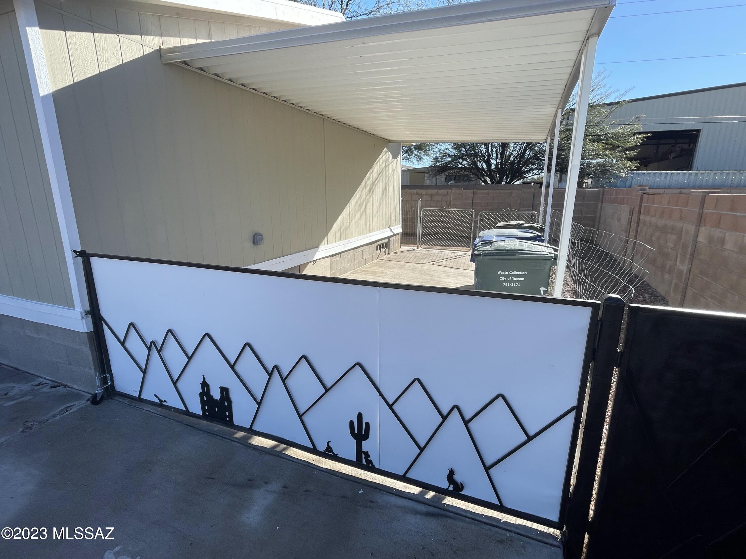 Country Club Terrace (1-108) - Residential