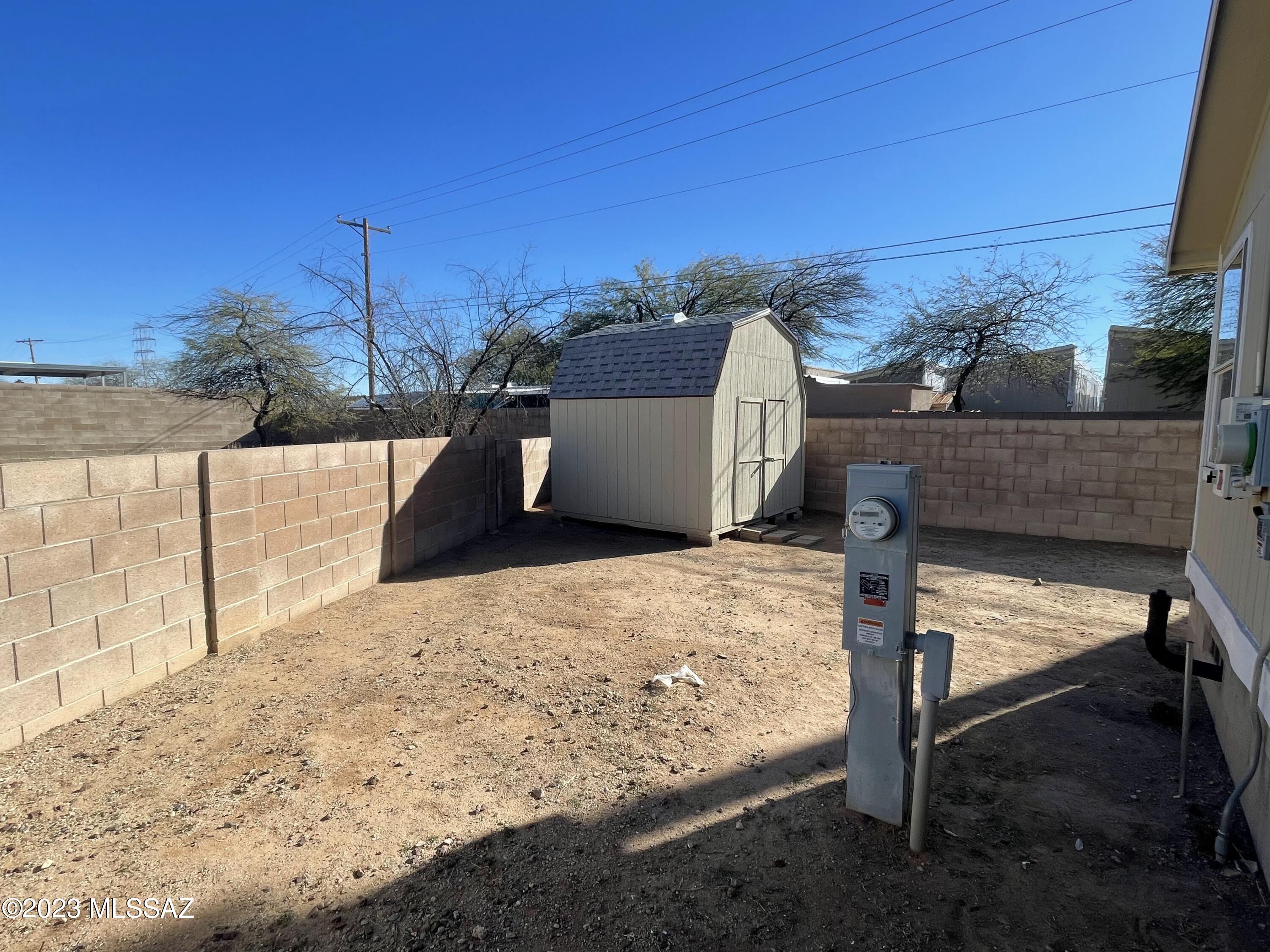 Country Club Terrace (1-108) - Residential