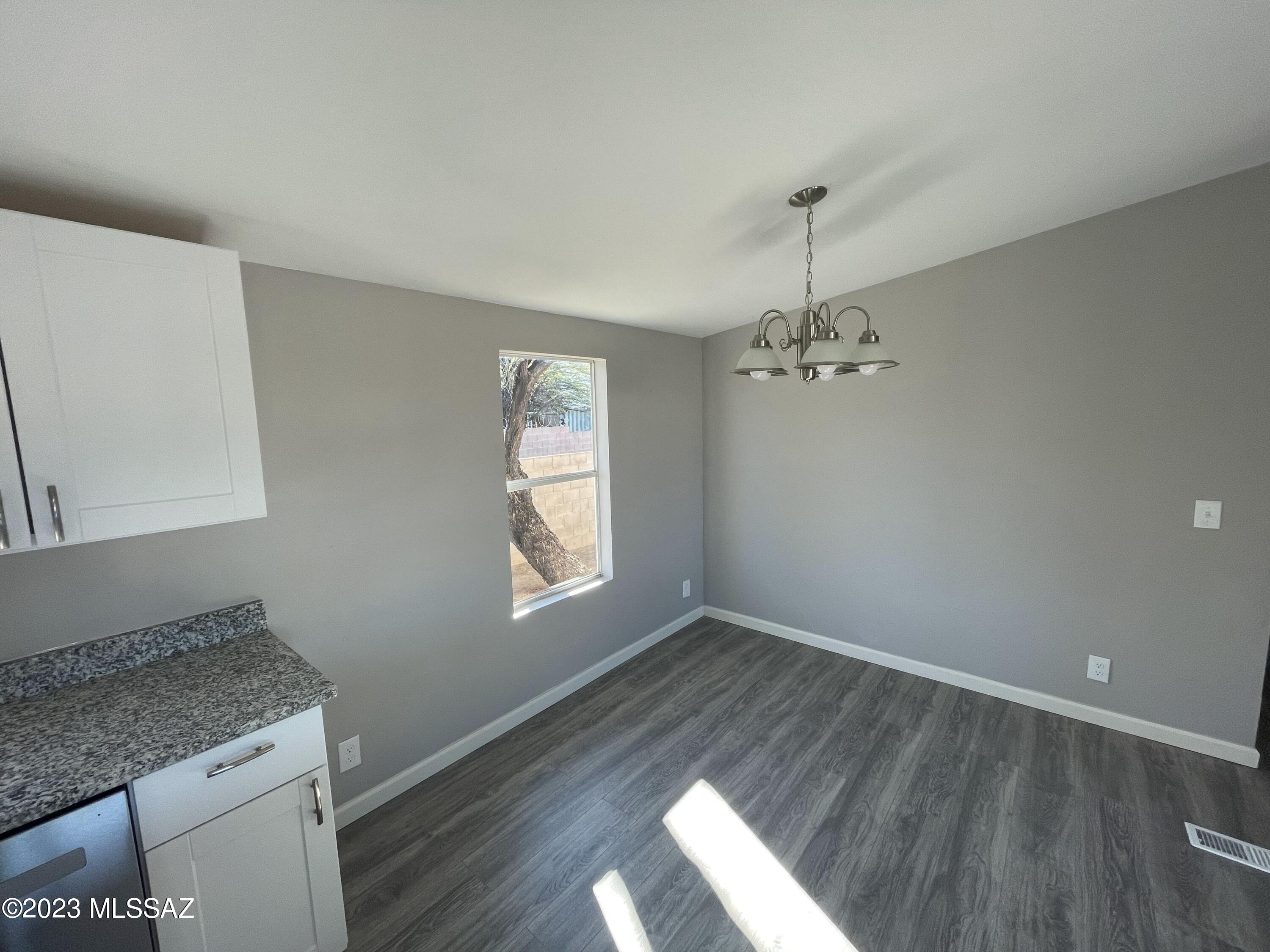 Country Club Terrace (1-108) - Residential