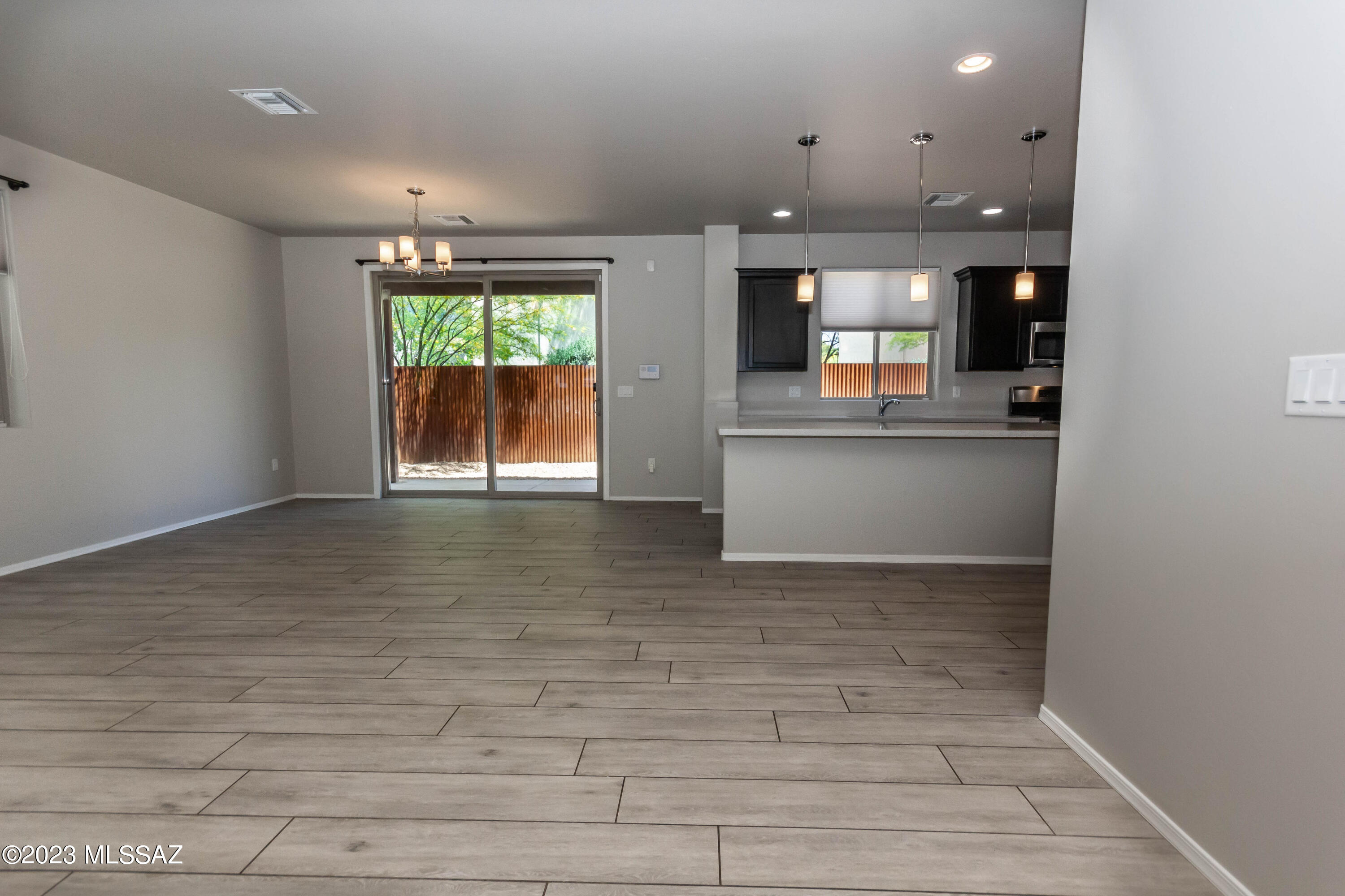 Alamo Crossing - Residential Lease