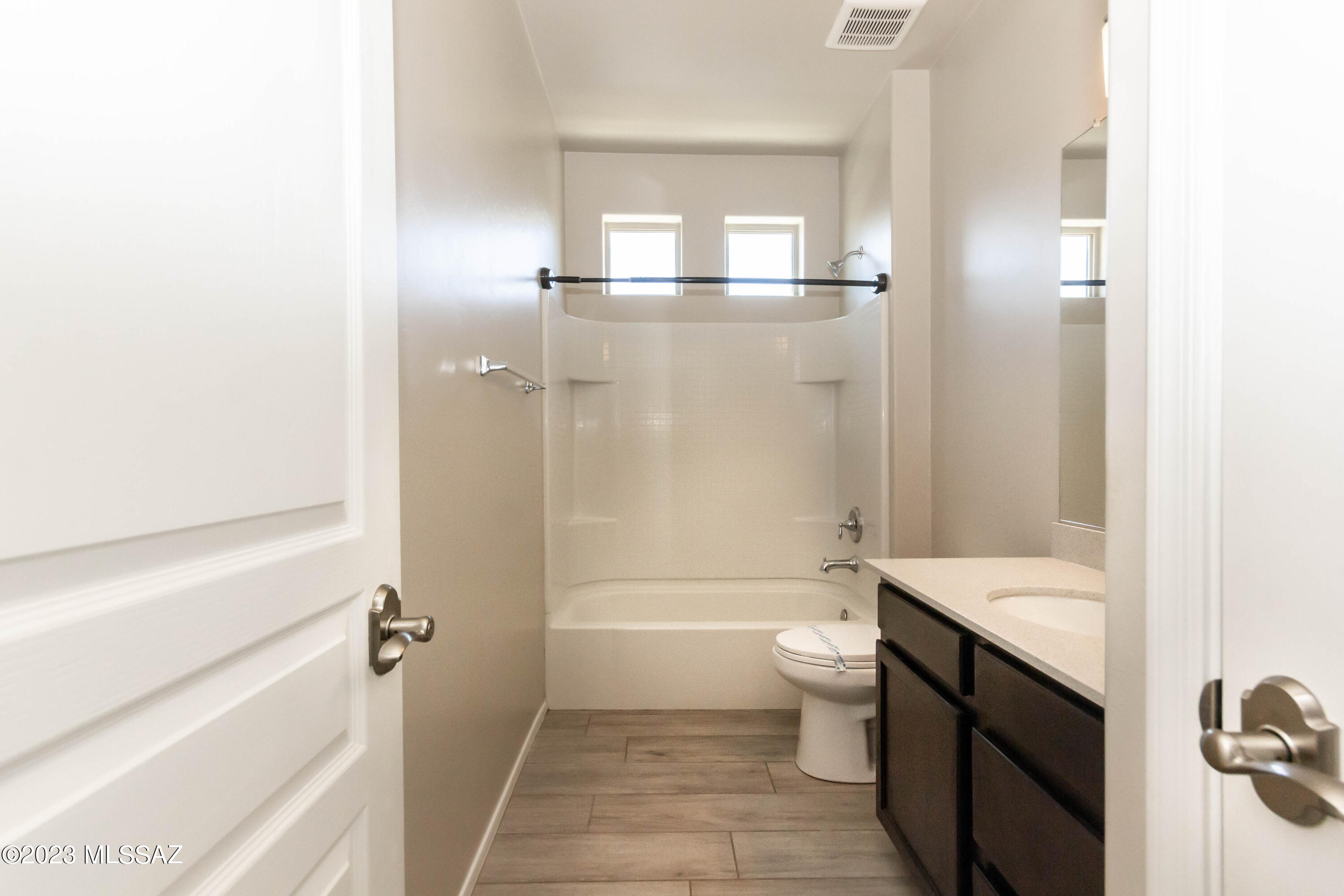 Alamo Crossing - Residential Lease